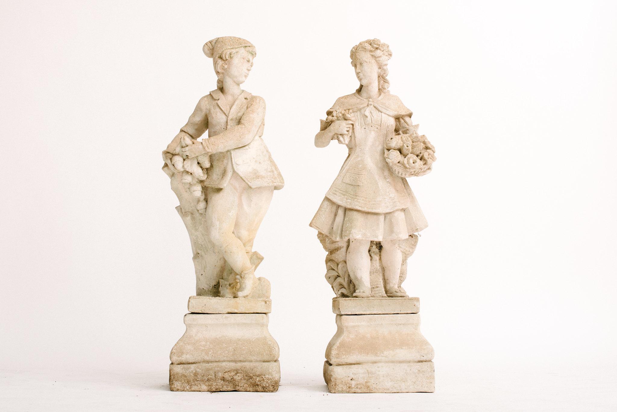 20ième siècle Paire de statues de jardin françaises du début du 20e siècle en vente