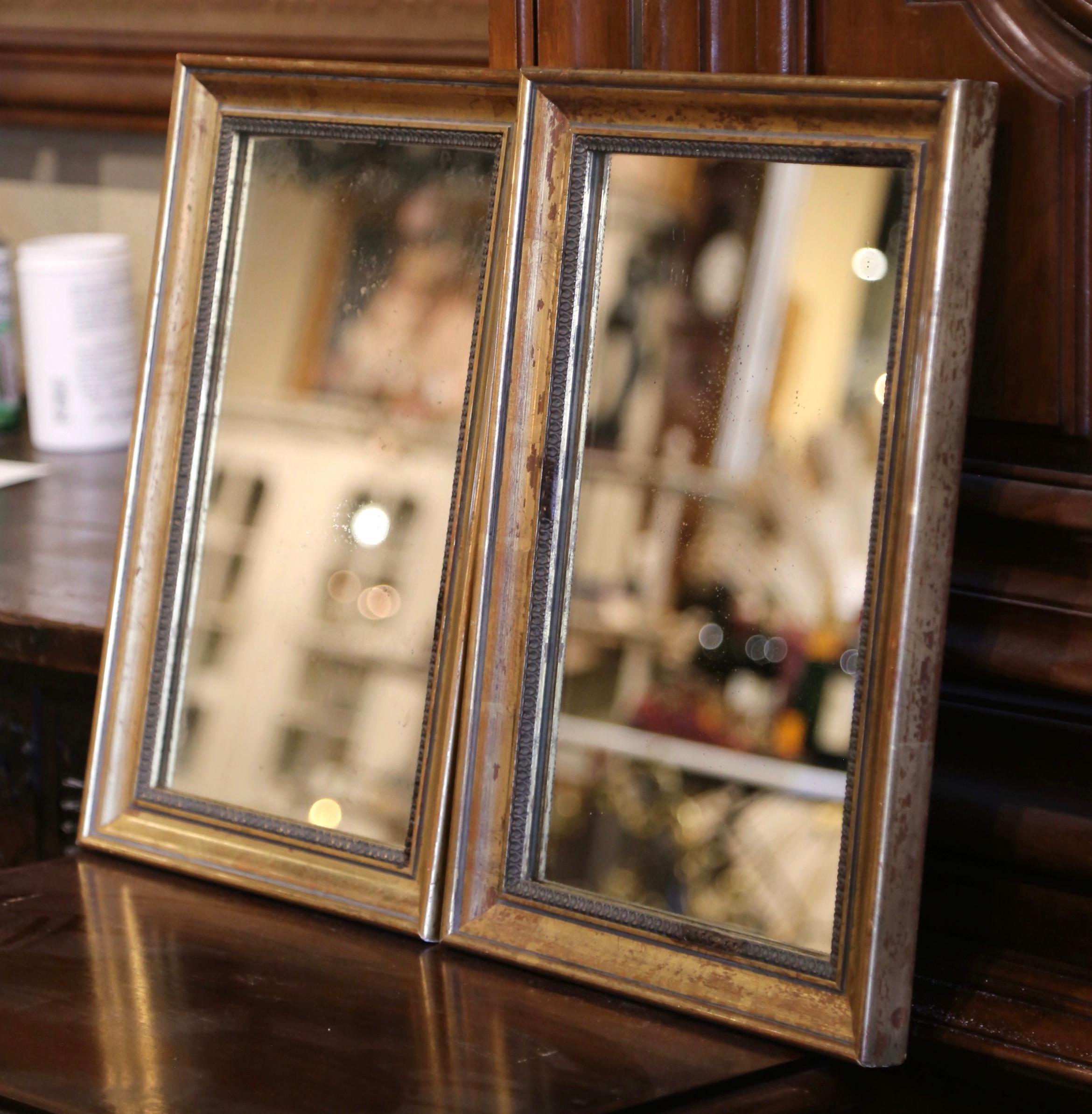 Pair of Early 20th Century French Giltwood Mirrors with Original Mercury Glass For Sale 1