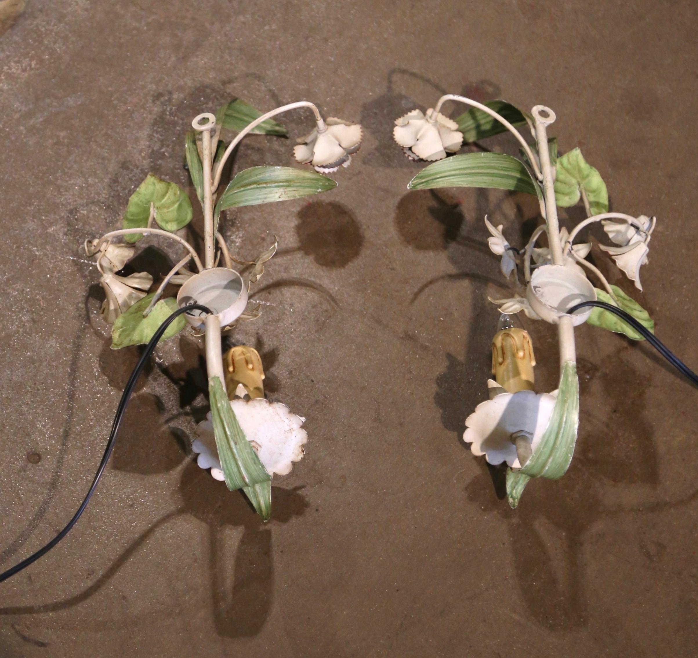 Pair of Early 20th Century French Hand-Painted Metal Sconces with Flowers  For Sale 6