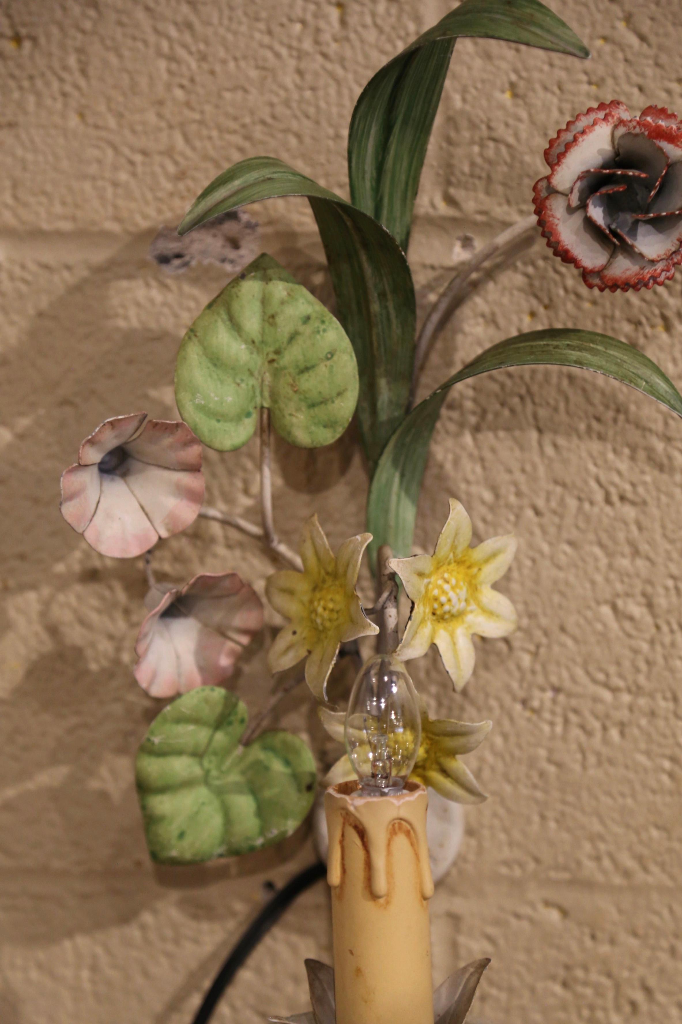 Pair of Early 20th Century French Hand-Painted Metal Sconces with Flowers  For Sale 3