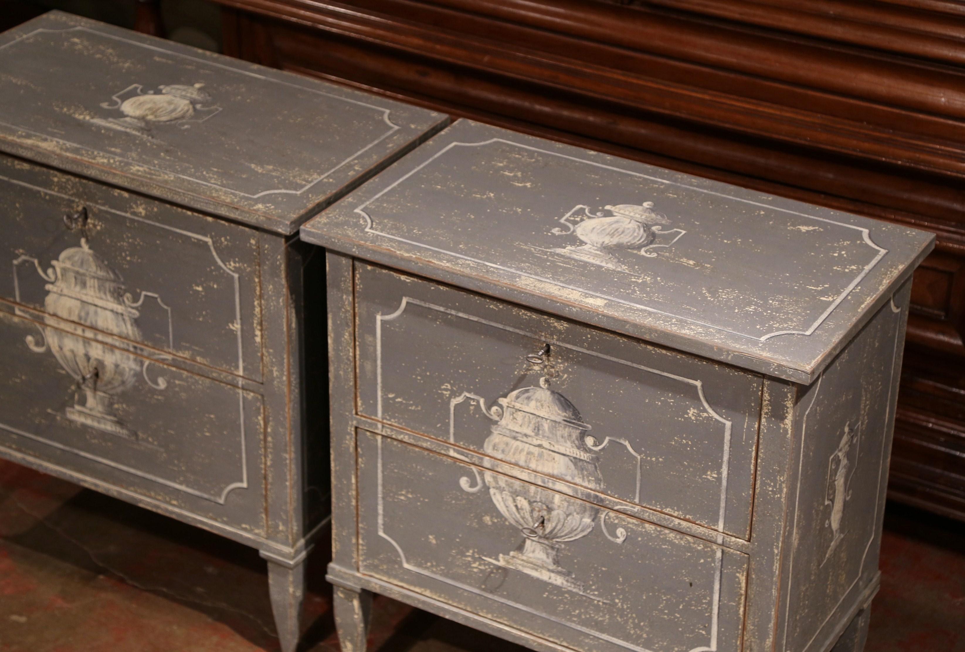 Pair of Early 20th Century French Louis Philippe Painted Nightstands or Commodes In Excellent Condition In Dallas, TX