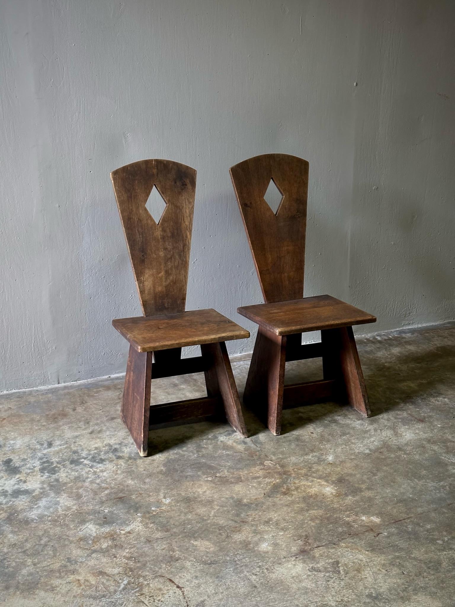 Pair of Early 20th Century French Low Rustic Oak Chairs For Sale 1