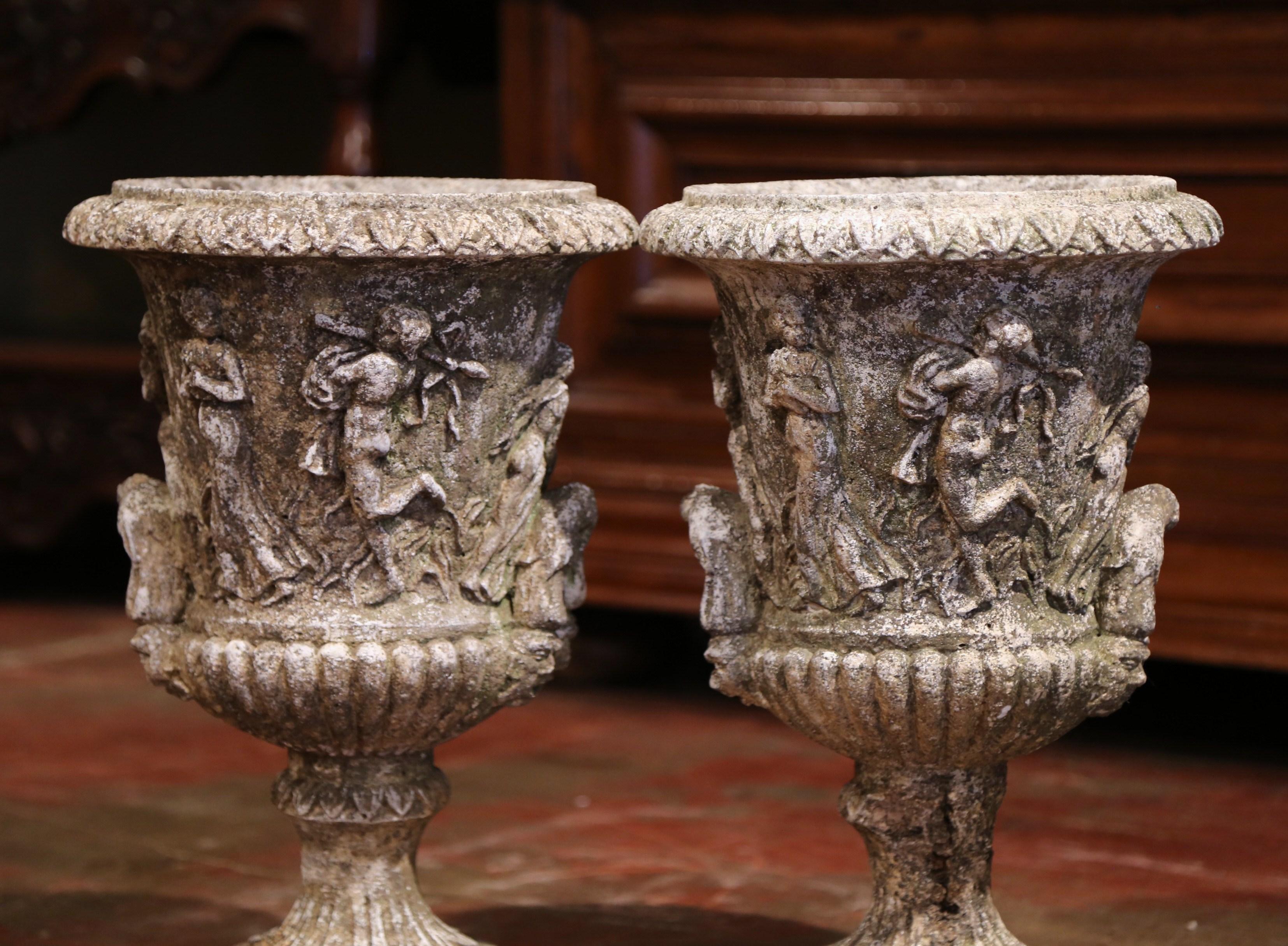 Neoclassical Pair of Early 20th Century French Outdoor Carved Cast Stone Vases