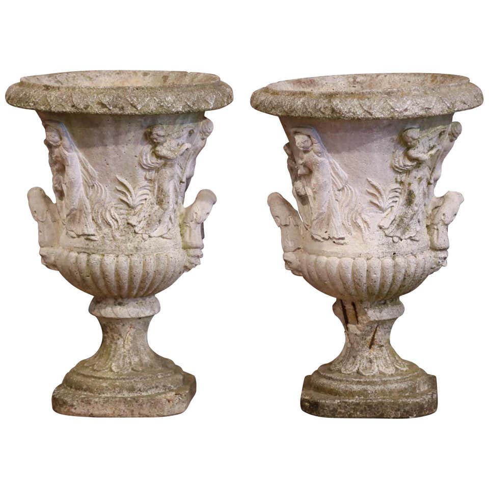 Outdoor Vases - 21 For Sale on 1stDibs
