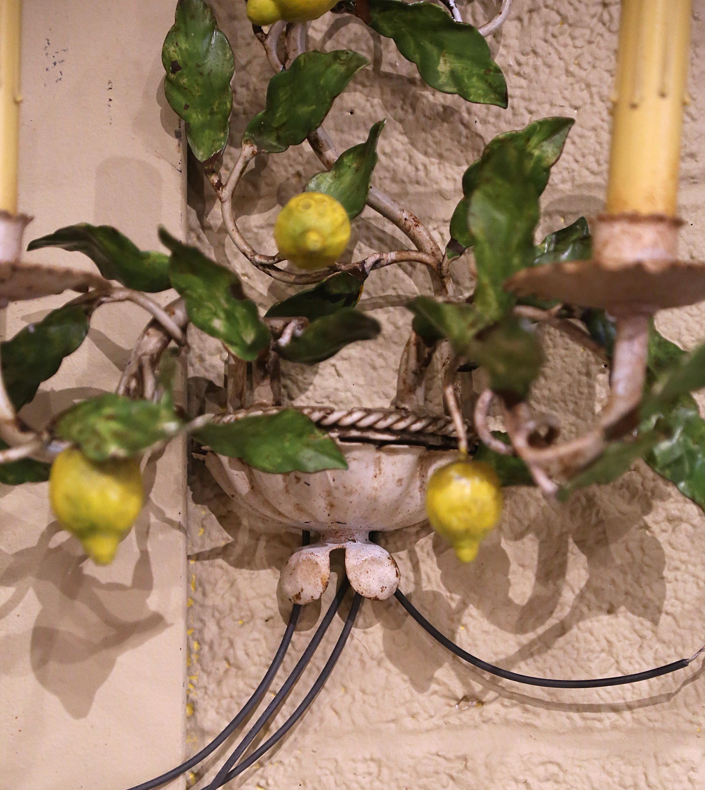 Pair of Early 20th Century French Painted Metal, Lemons and Leaves Wall Sconces In Excellent Condition For Sale In Dallas, TX