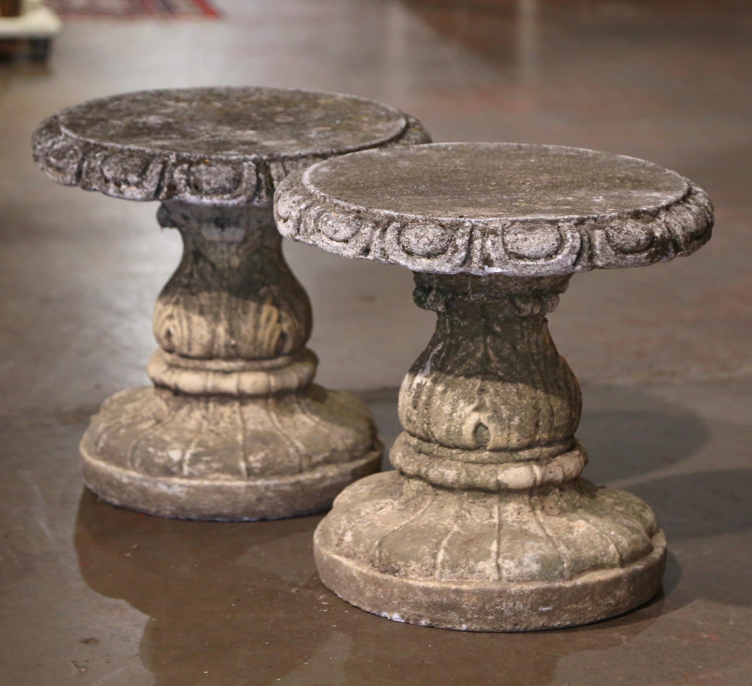 Pair of Early 20th Century French Weathered Concrete Stools from Normandy For Sale 2