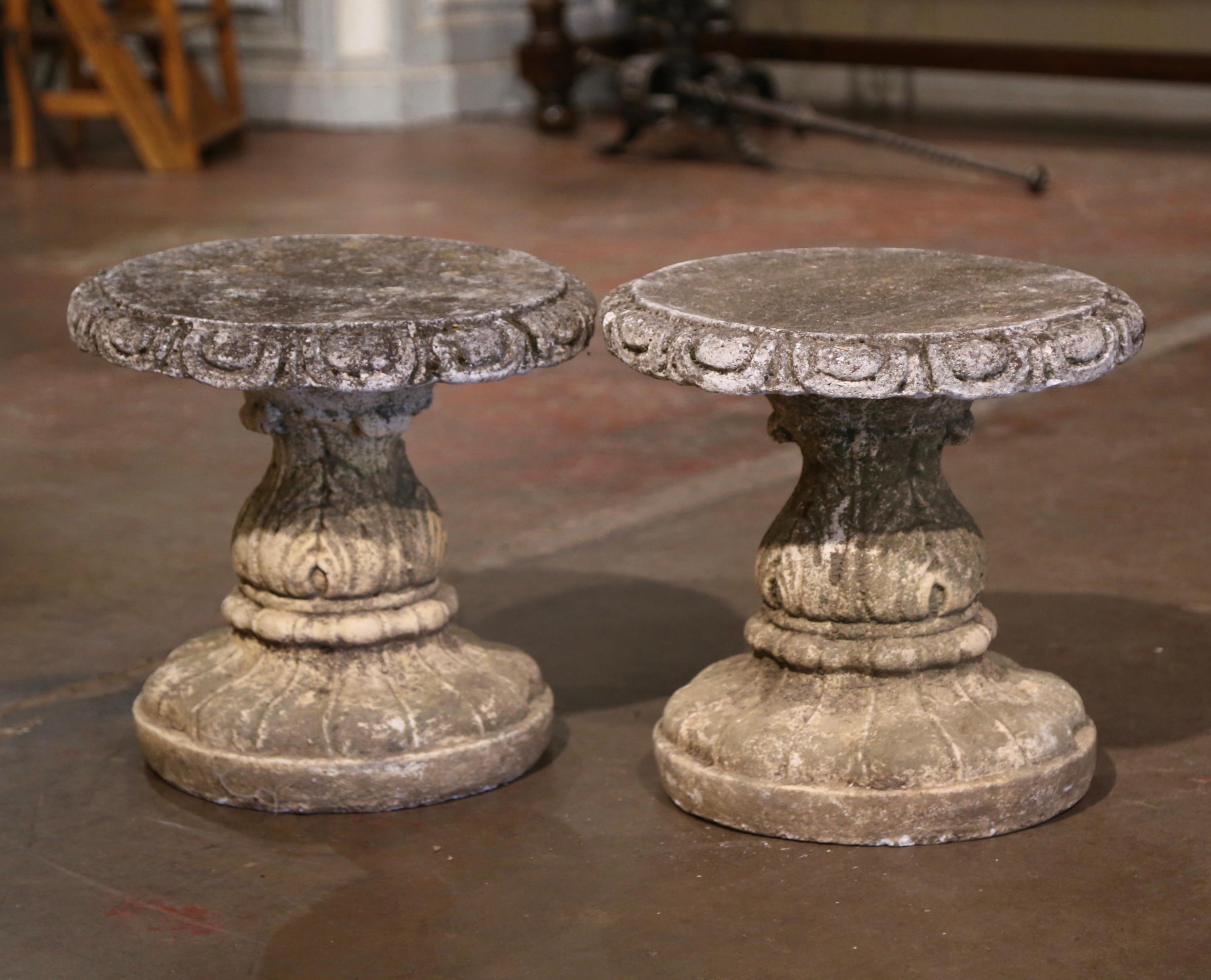 Pair of Early 20th Century French Weathered Concrete Stools from Normandy For Sale 3