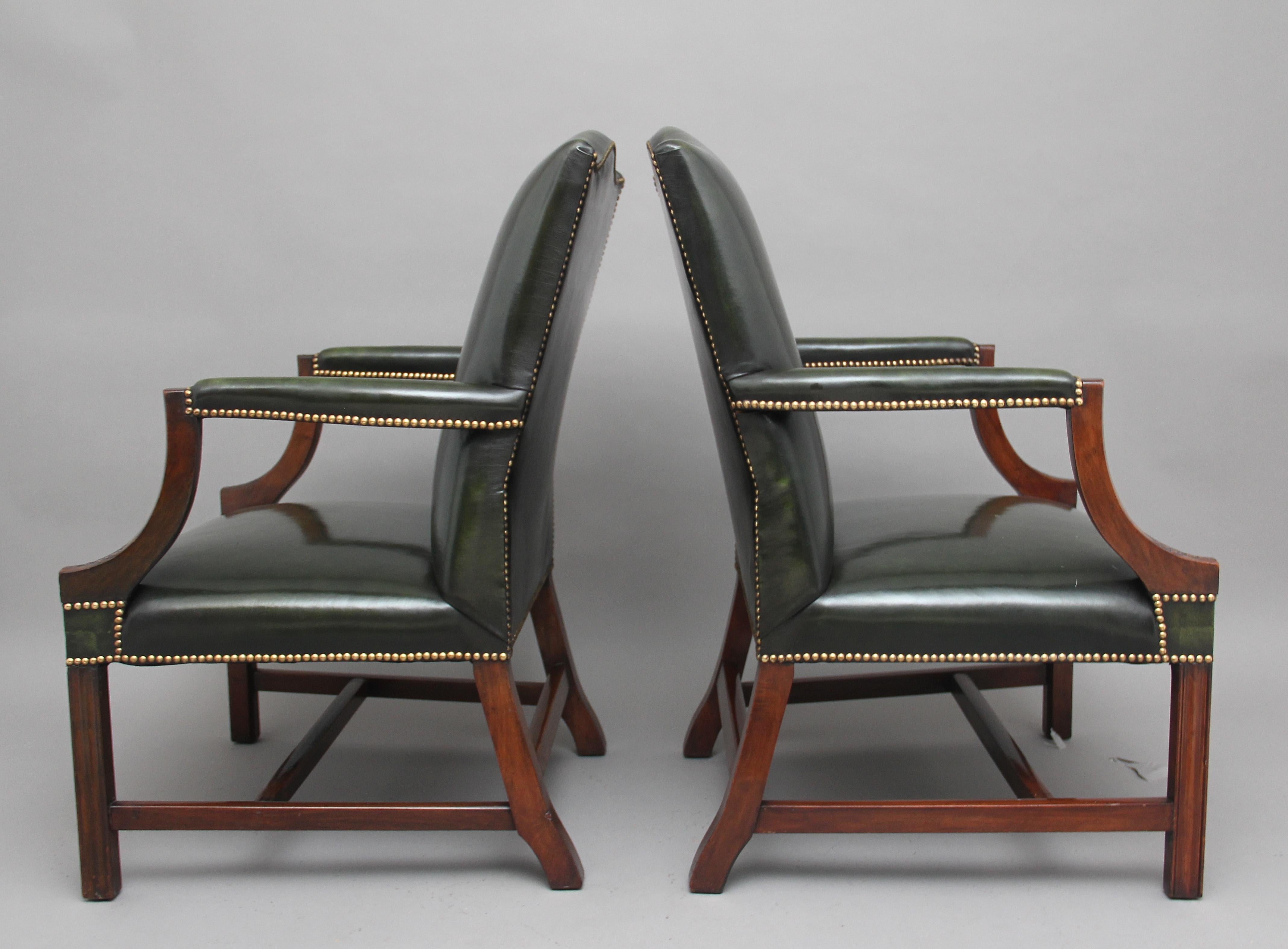 Mahogany Pair of Early 20th Century Gainsborough Armchairs