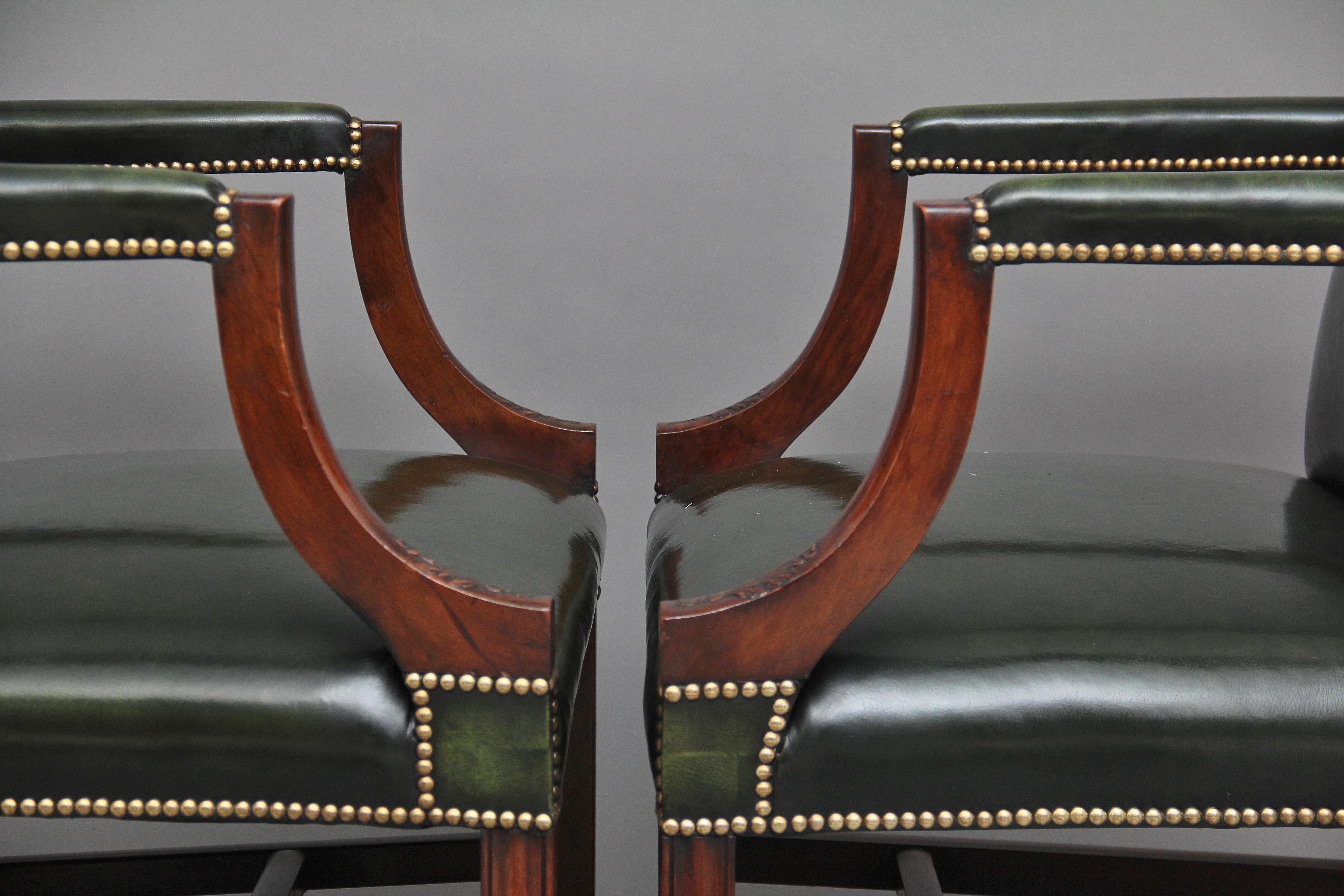 Pair of Early 20th Century Gainsborough Armchairs 1