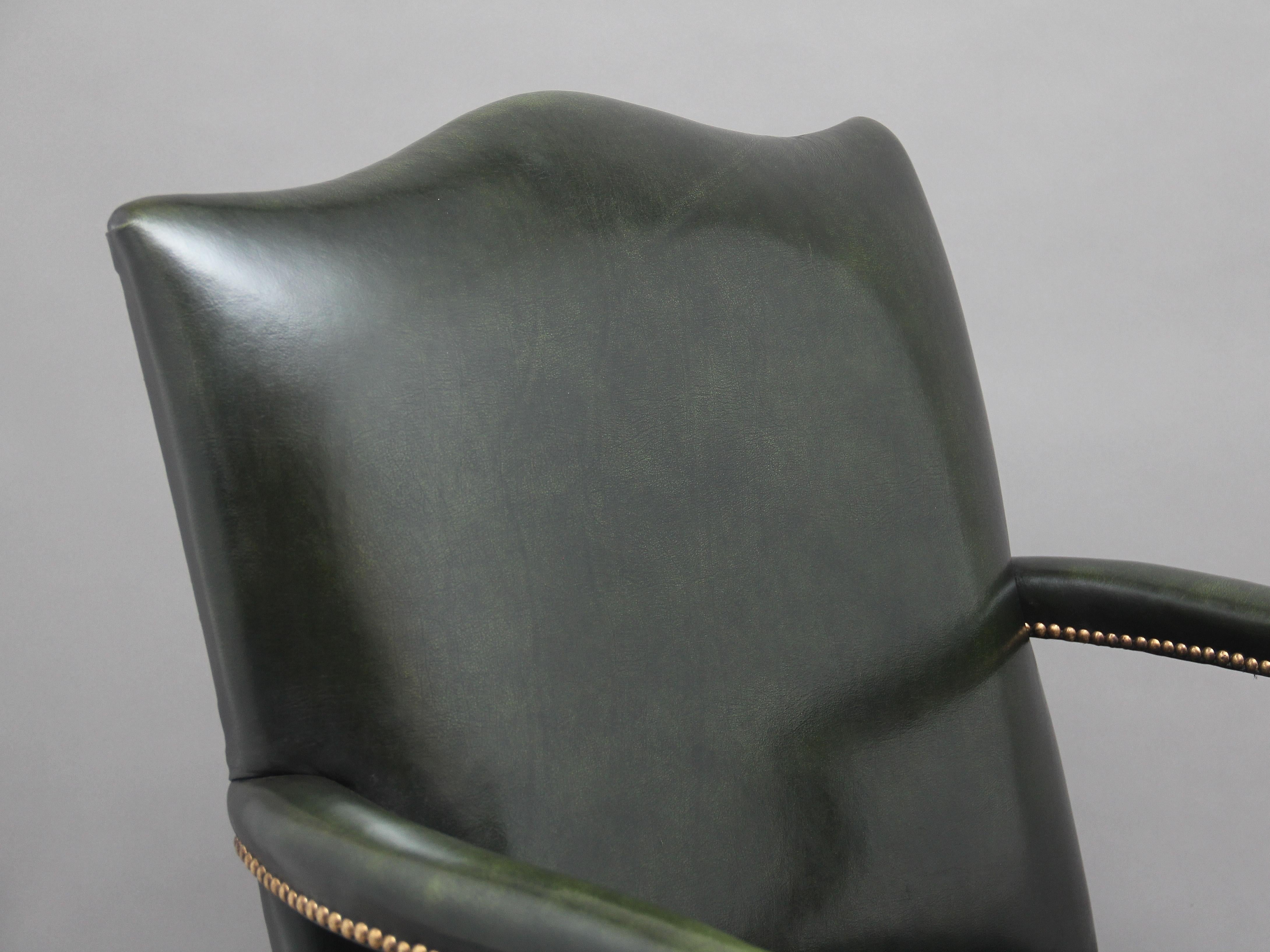 Pair of Early 20th Century Gainsborough Armchairs 3