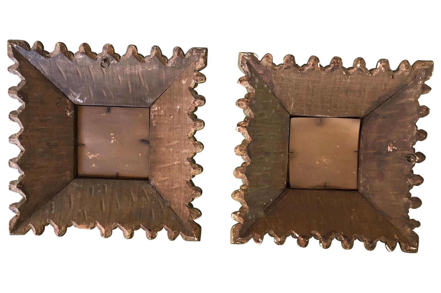 Coppia di specchi in legno dorato dei primi del Novecento in vendita 1
