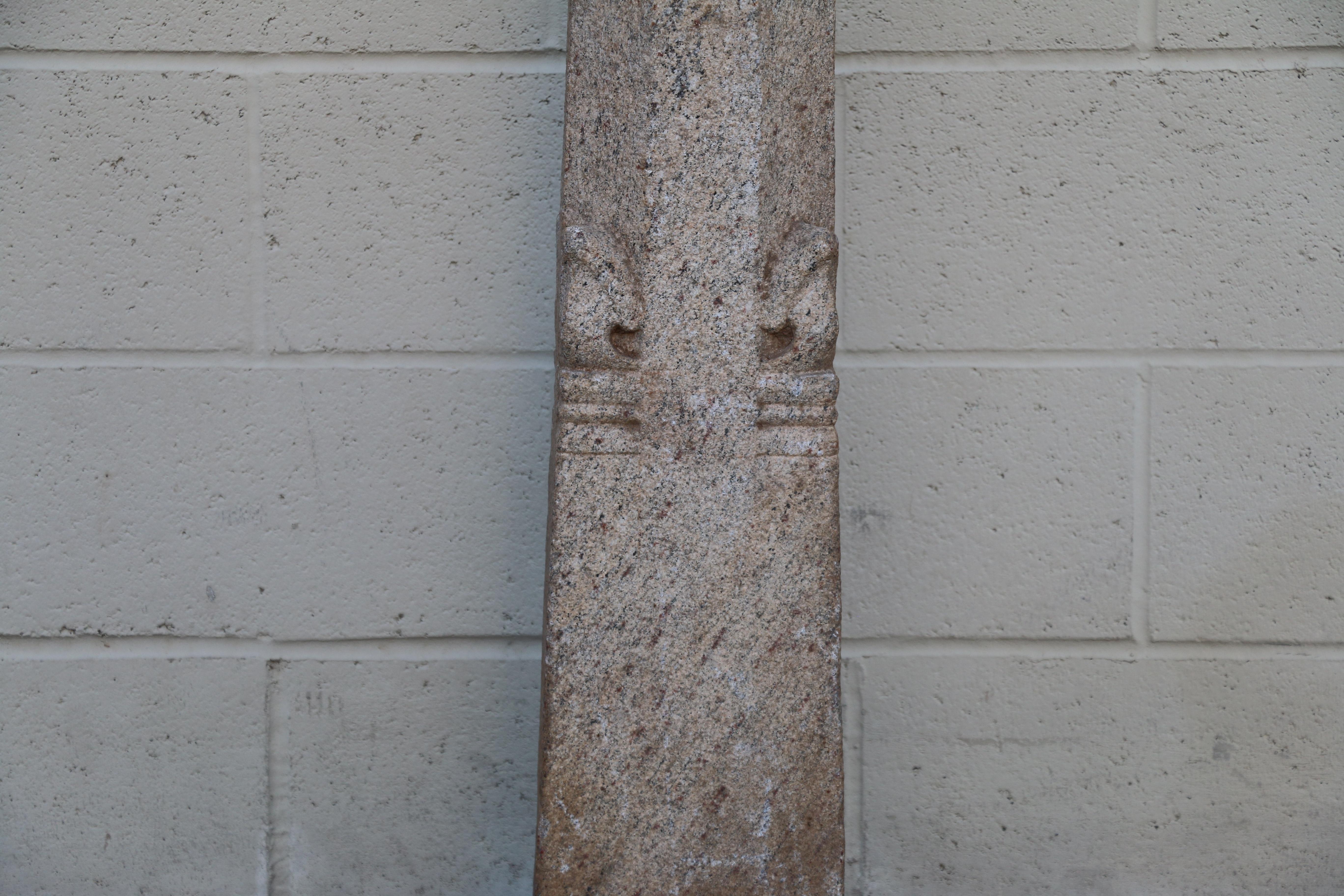 Pair of Early 20th-Century Granite Monumental Floor Lamp For Sale 4