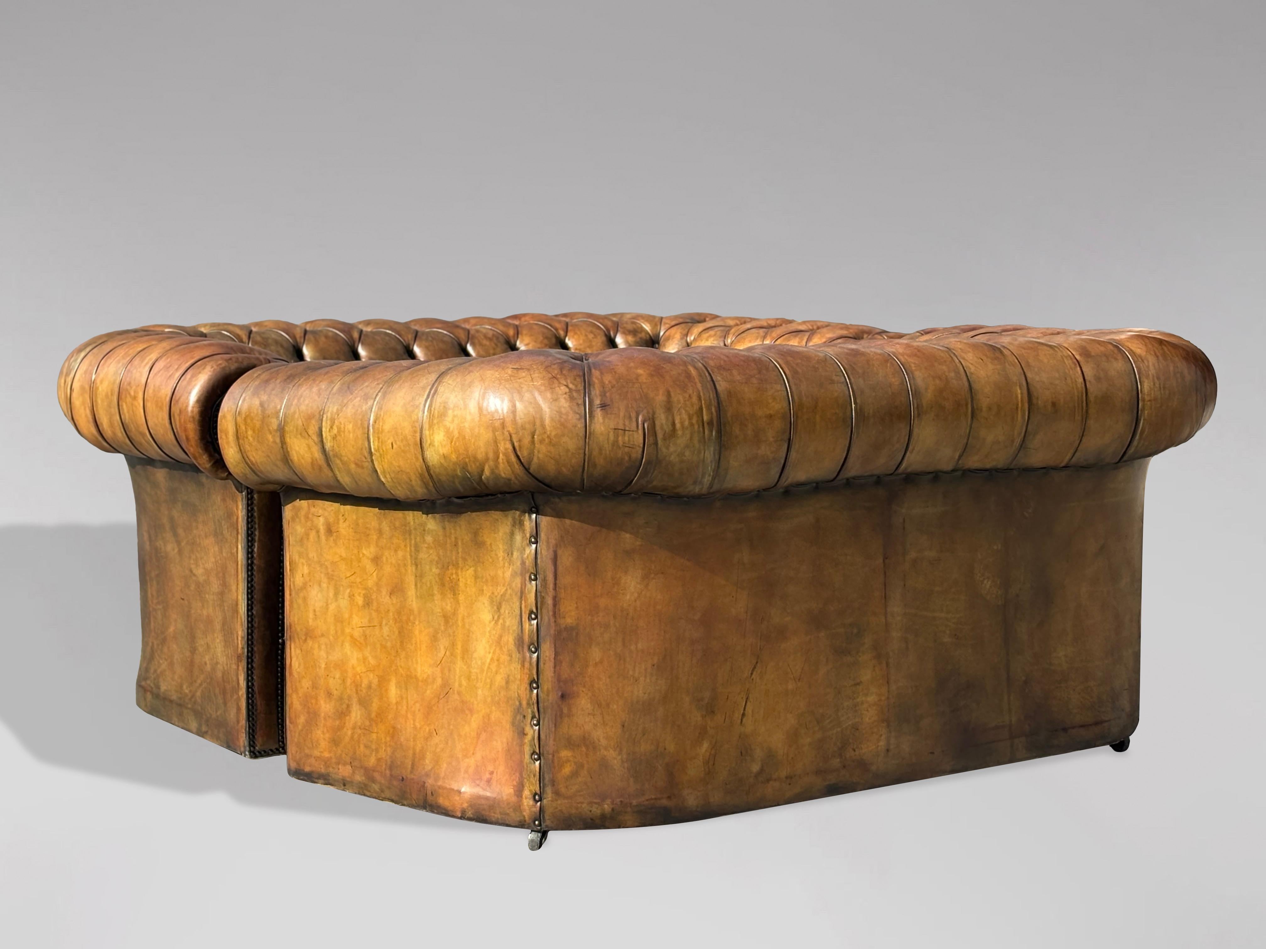 Pair of Early 20th Century Green Leather 2-Seater Chesterfields For Sale 7