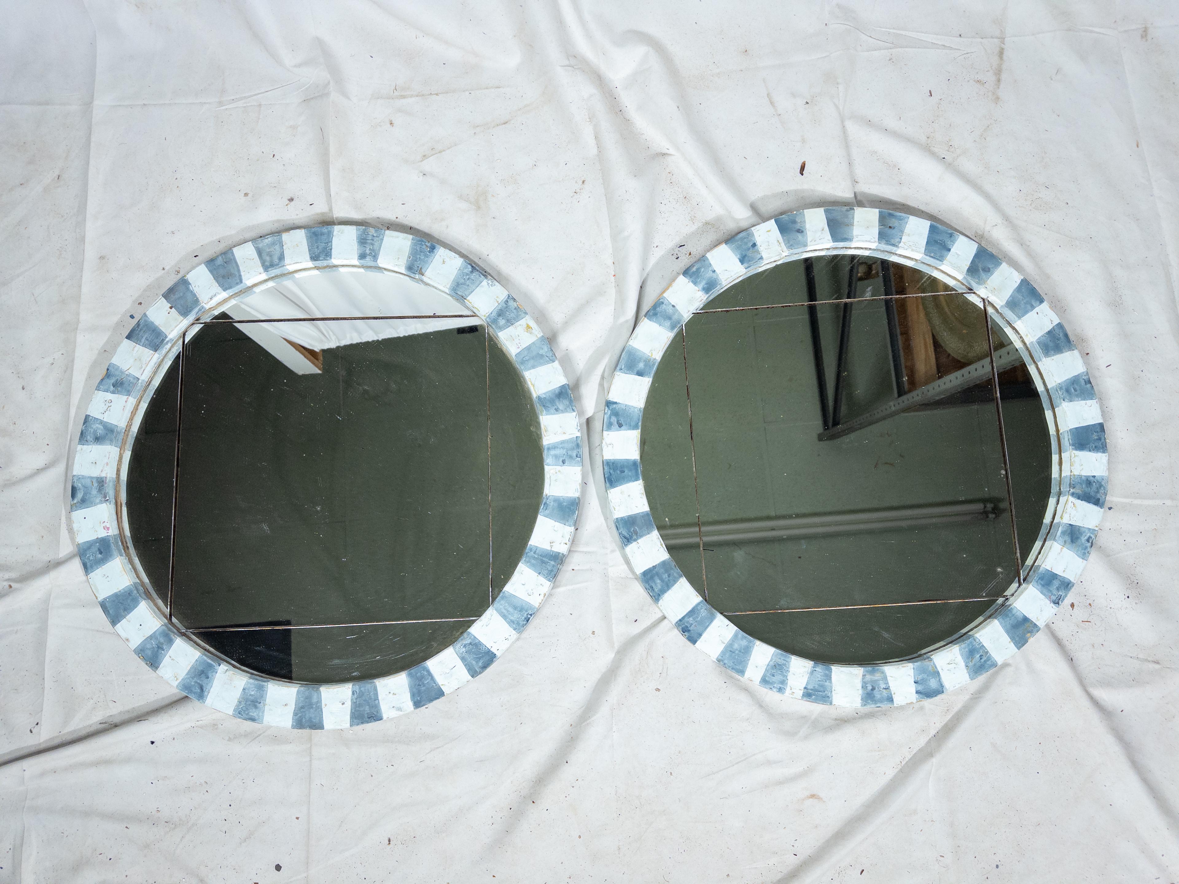 Pair of Early 20th Century Italian Blue Mirrors For Sale 6