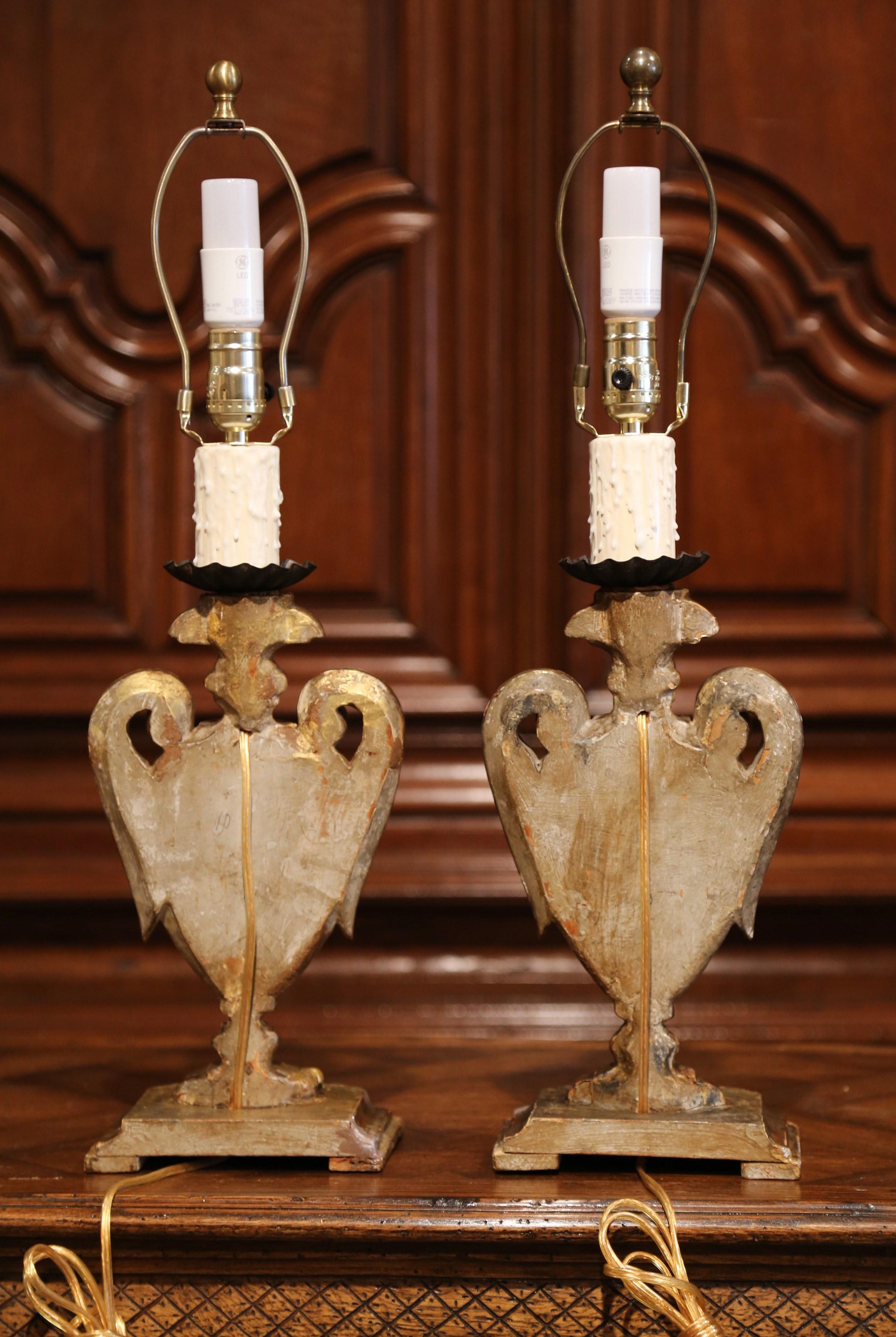 Pair of Early 20th Century Italian Carved Patinated Silver and Gilt Table Lamps 7