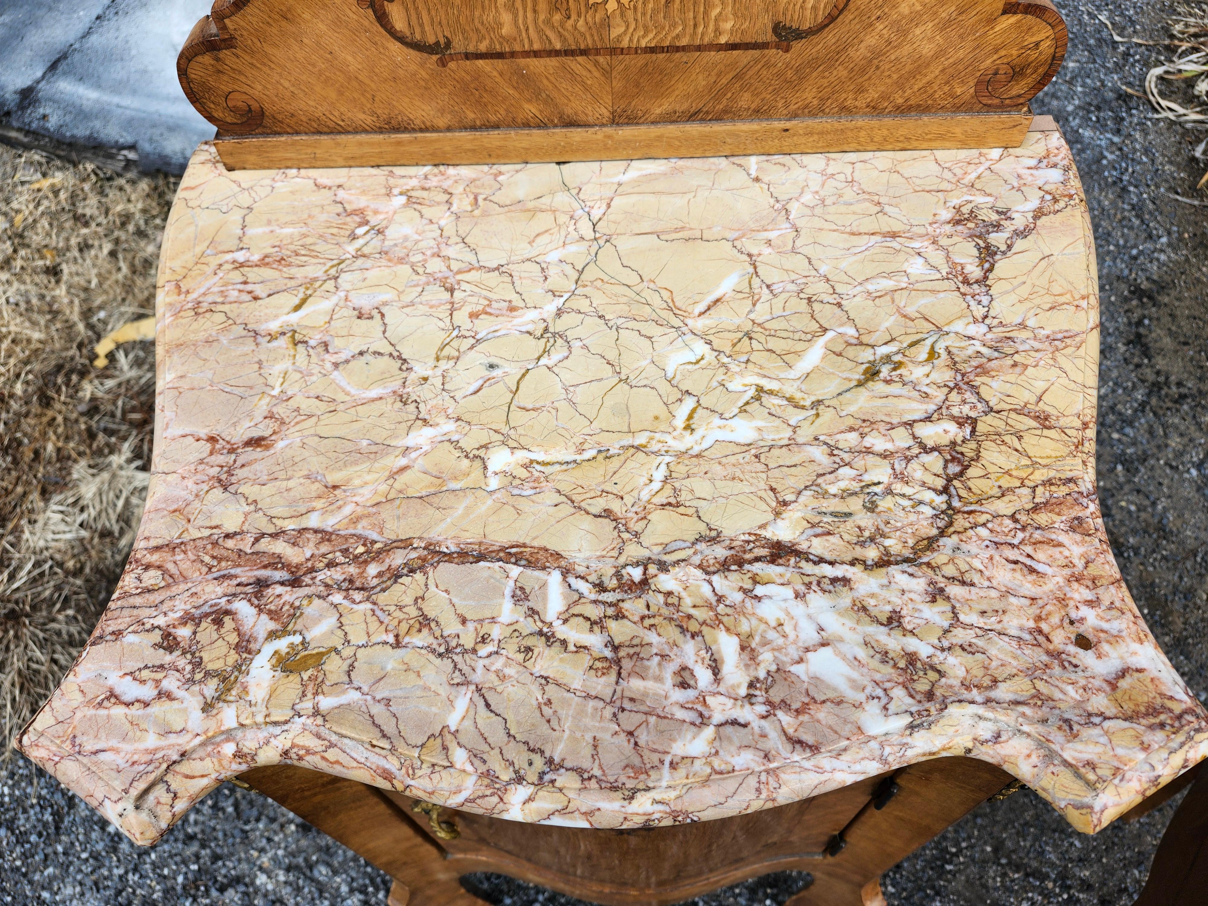Pair of Early 20th Century Italian Night Tables Commodes with Marble Tops For Sale 11