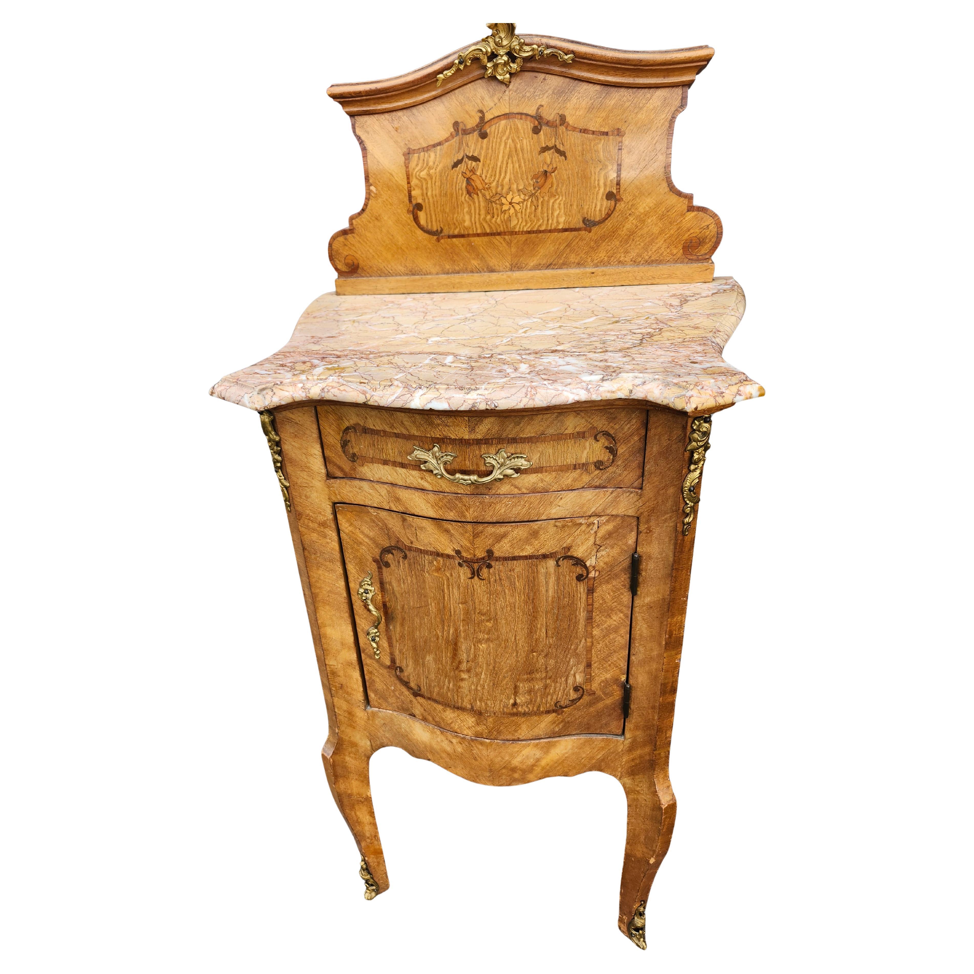 Pair of Early 20th Century Italian Night Tables Commodes with Marble Tops For Sale 1