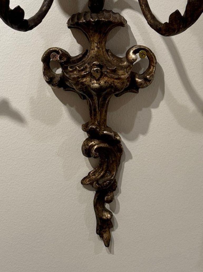 Legno dorato Coppia di sconsigliere in argento dorato dei primi del Novecento italiano in vendita