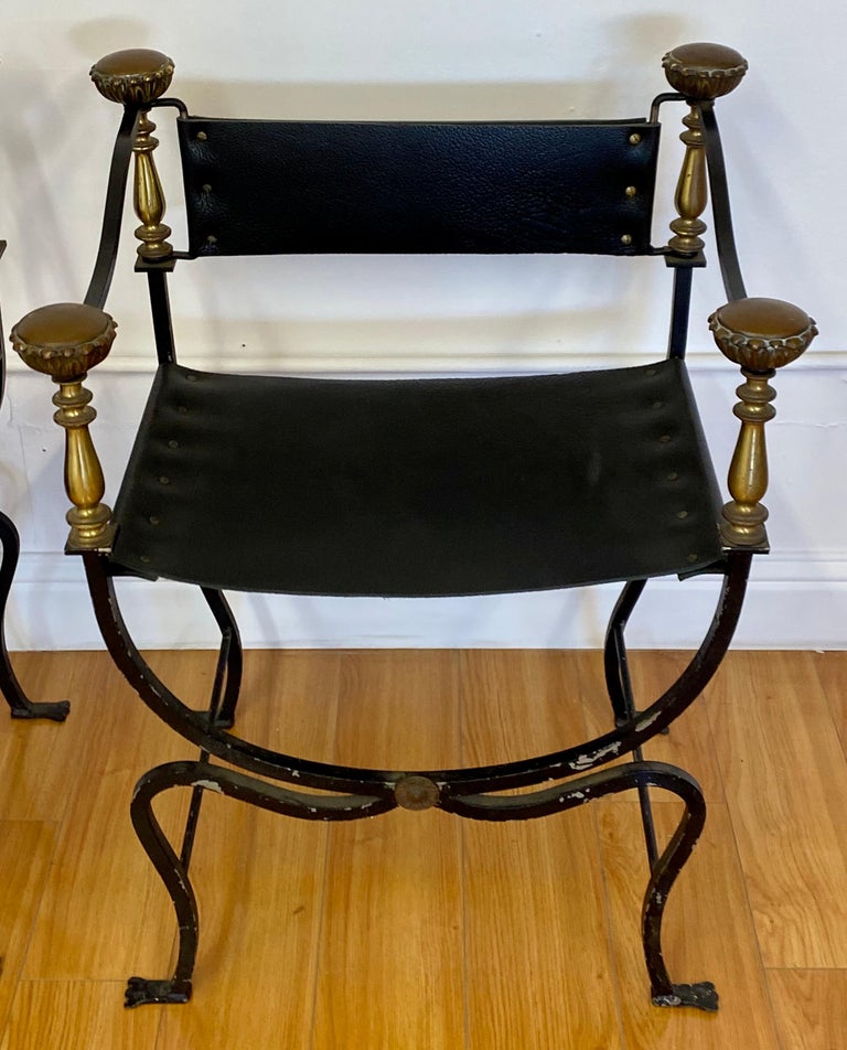 Pair of Early 20th Century Italian Wrought Iron & Leather Savonarola Chairs For Sale 3