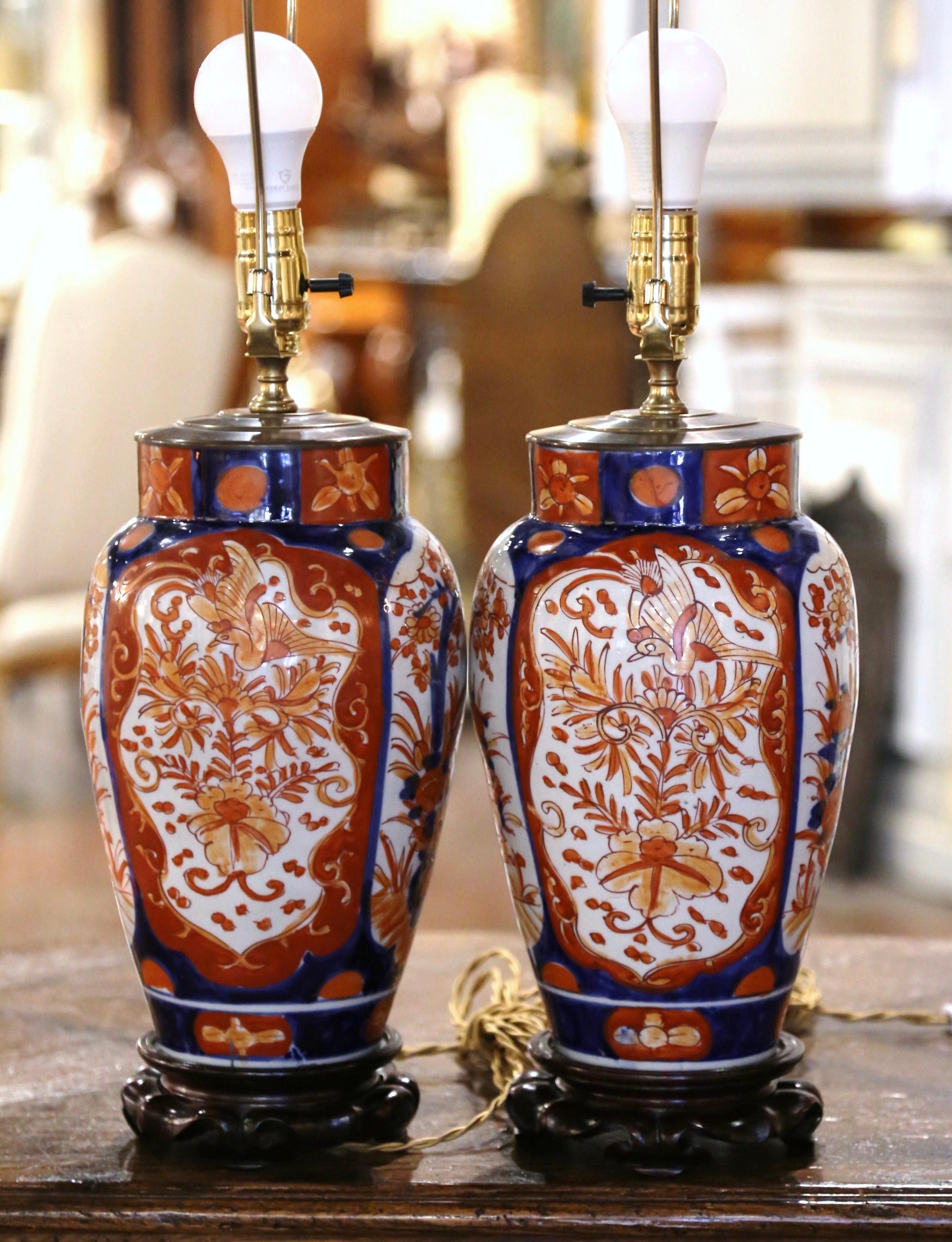 Pair of Early 20th Century Japanese Imari Painted Porcelain & Brass Table Lamps  5