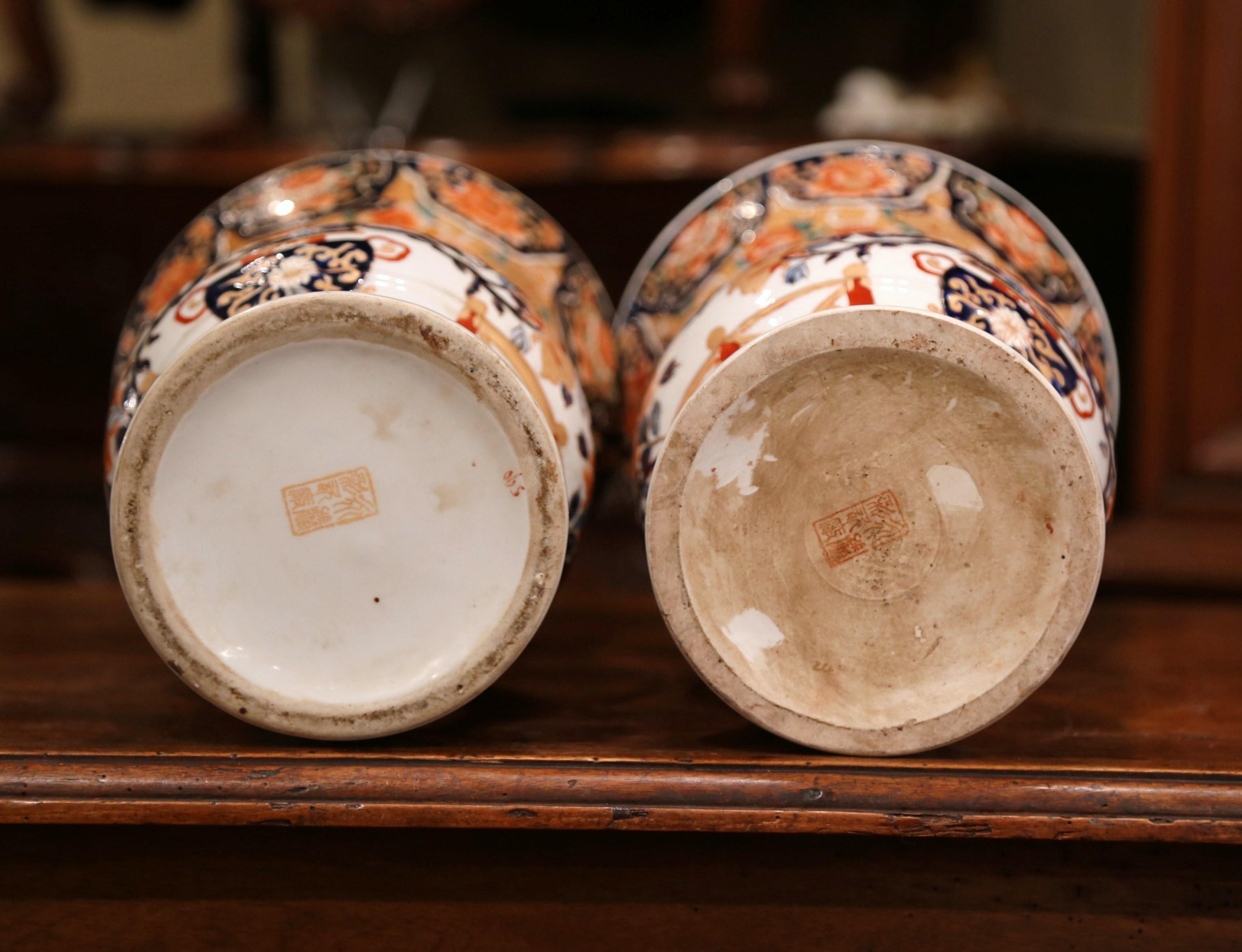 Pair of Early 20th Century Japanese Painted and Gilt Porcelain Imari Vases  4