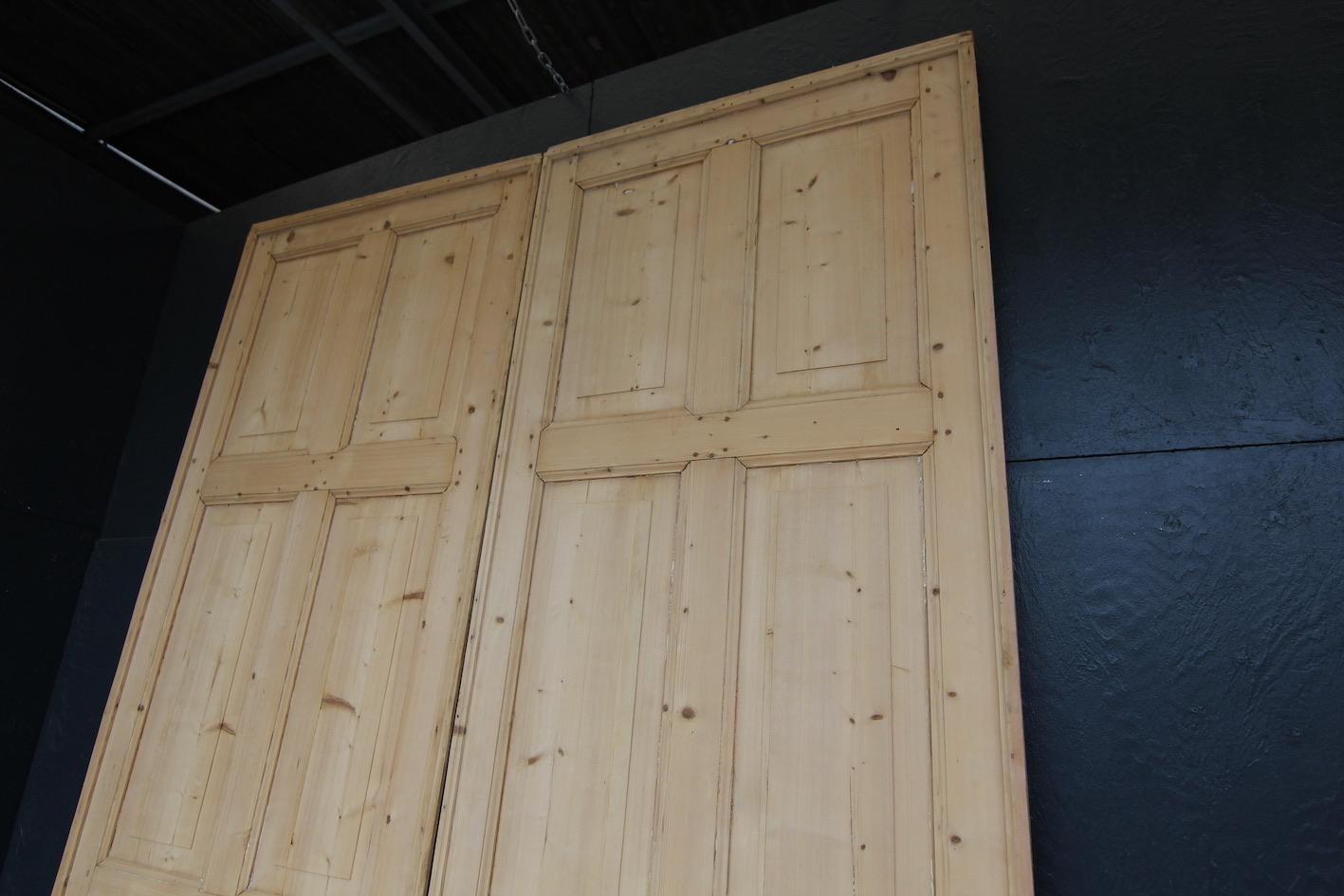Pair of Early 20th Century Large Pine Sliding Doors from Switzerland For Sale 8