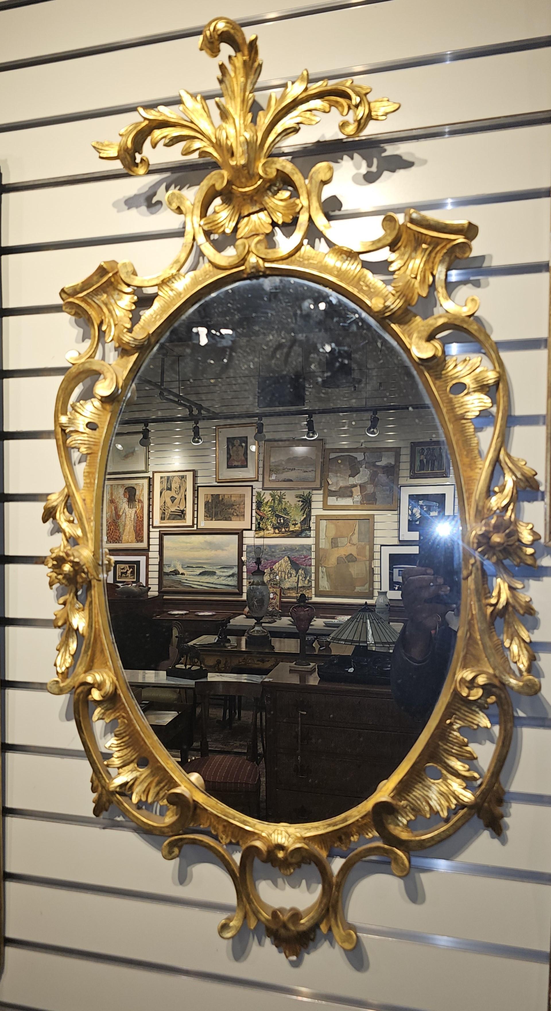 Pair of Early 20th Century Louis XV Style Carved Gilt Wood Frame Oval Mirrors For Sale 1
