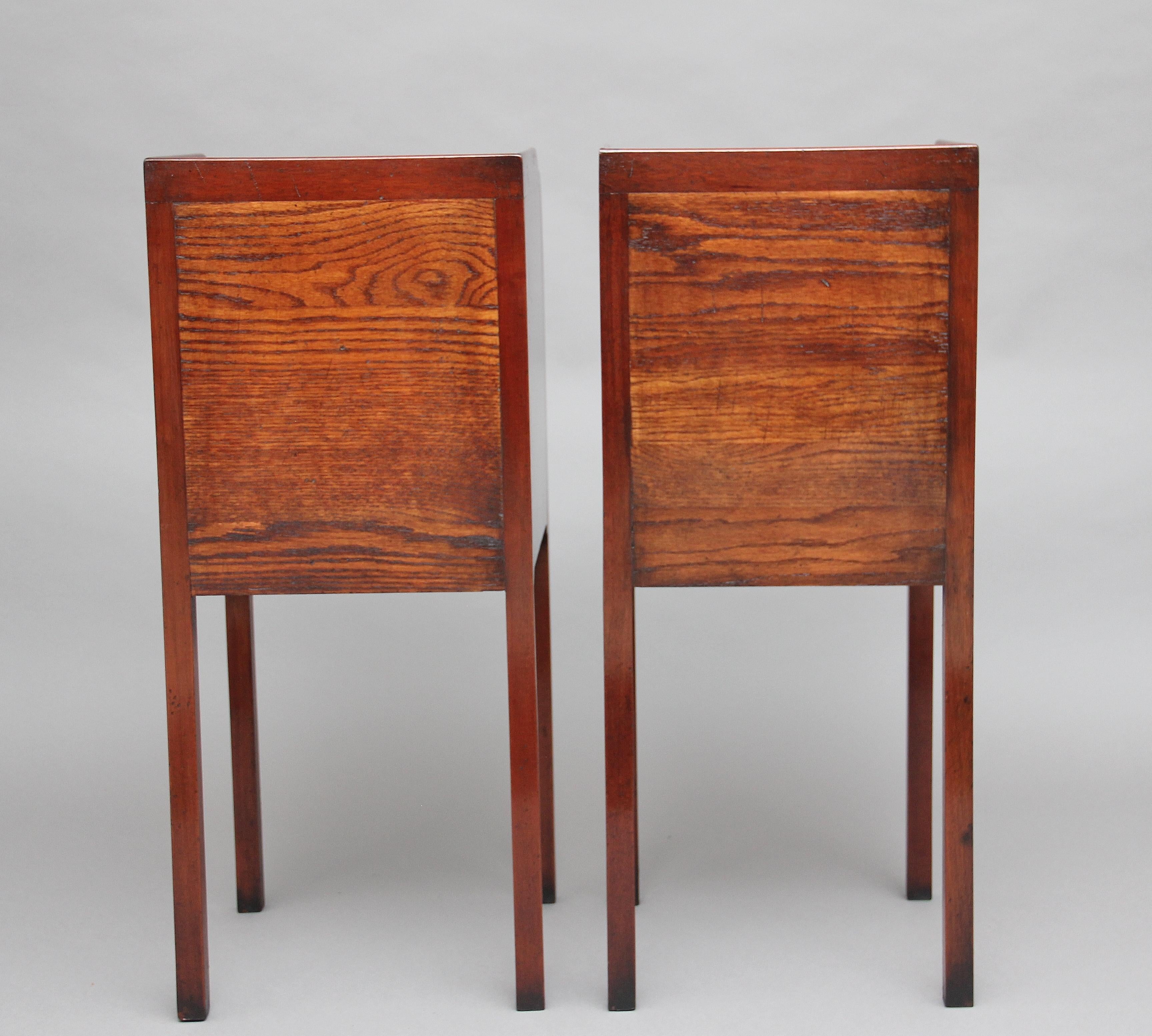 Pair of Early 20th Century Mahogany Bedside Cupboards 1