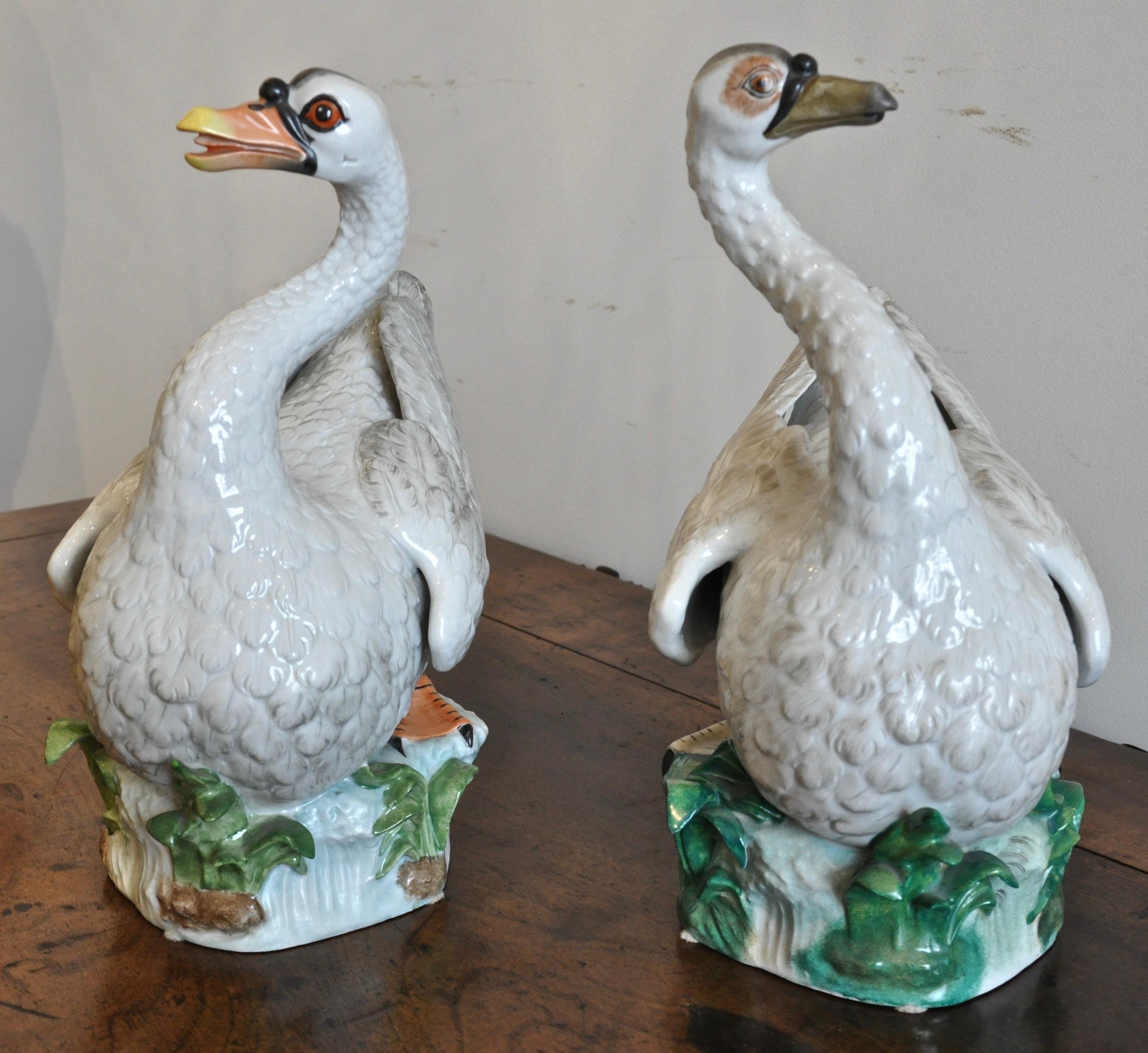 Hand-Painted Pair of Early 20th Century Meissen Type Porcelain Swans