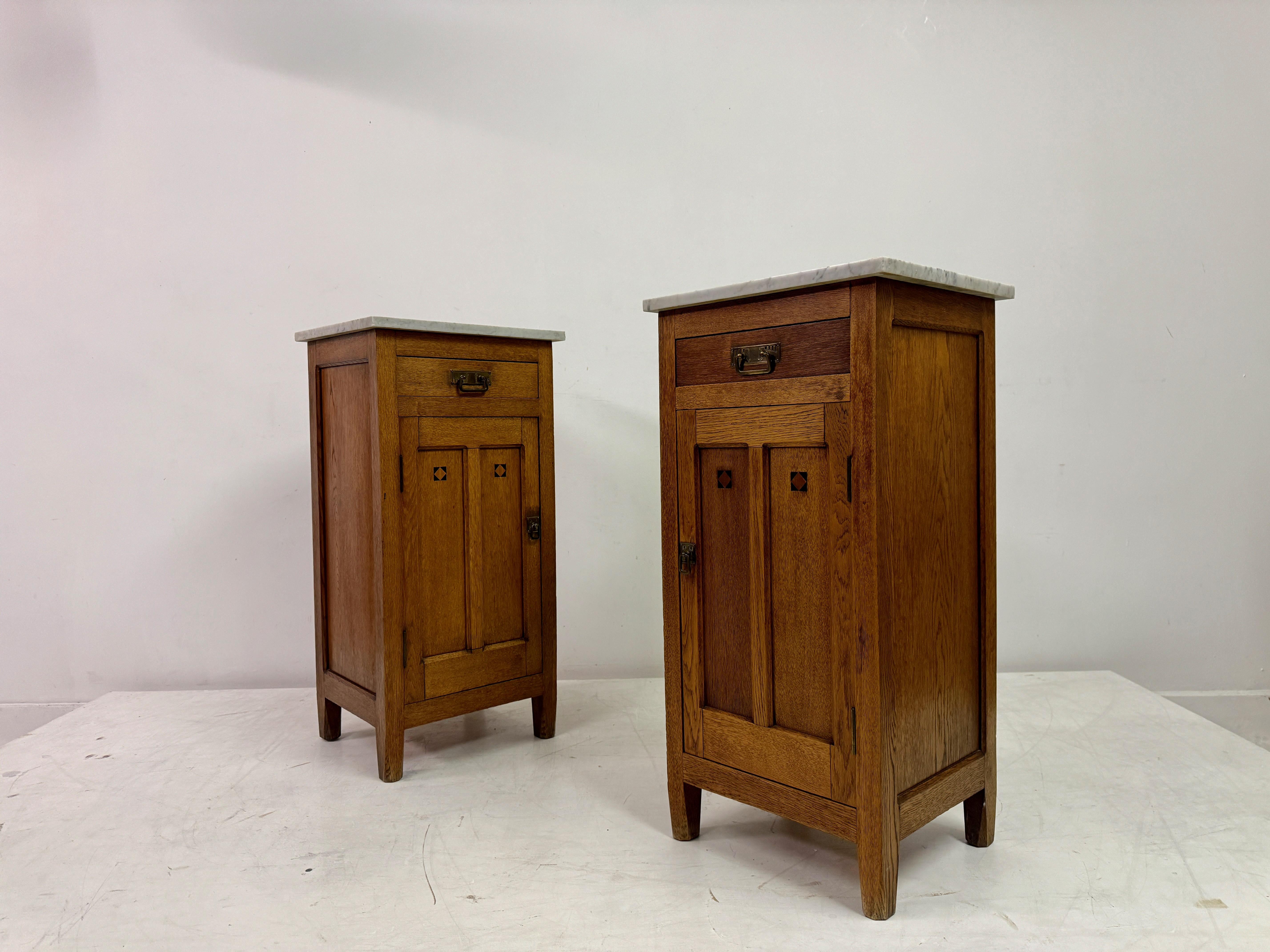 Pair of Early 20th Century Oak Bedside Cabinets with Marble Tops For Sale 5