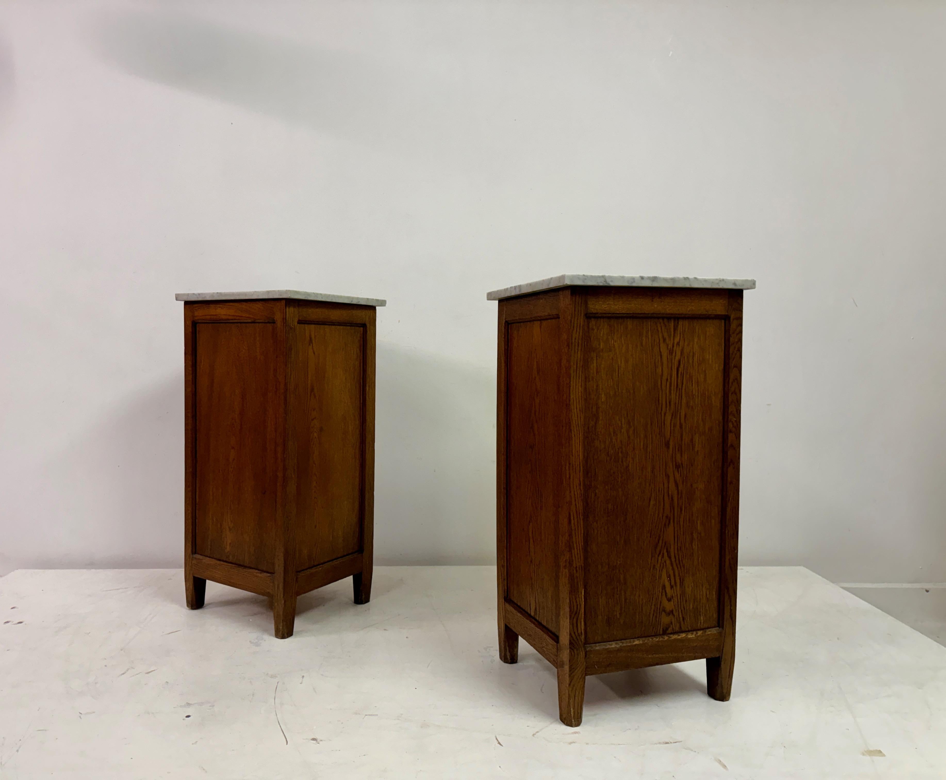 Pair of Early 20th Century Oak Bedside Cabinets with Marble Tops For Sale 7