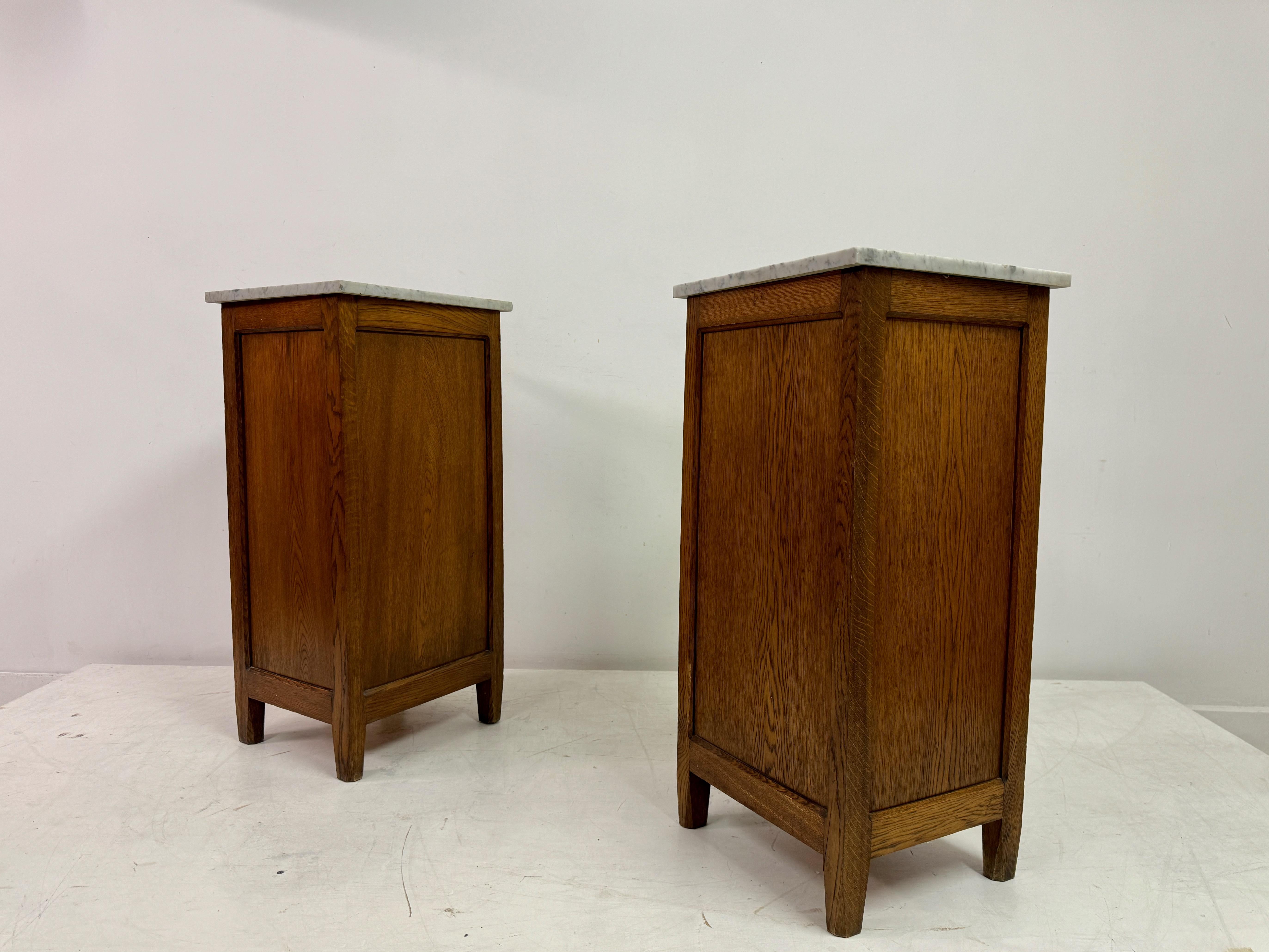 Pair of Early 20th Century Oak Bedside Cabinets with Marble Tops For Sale 8