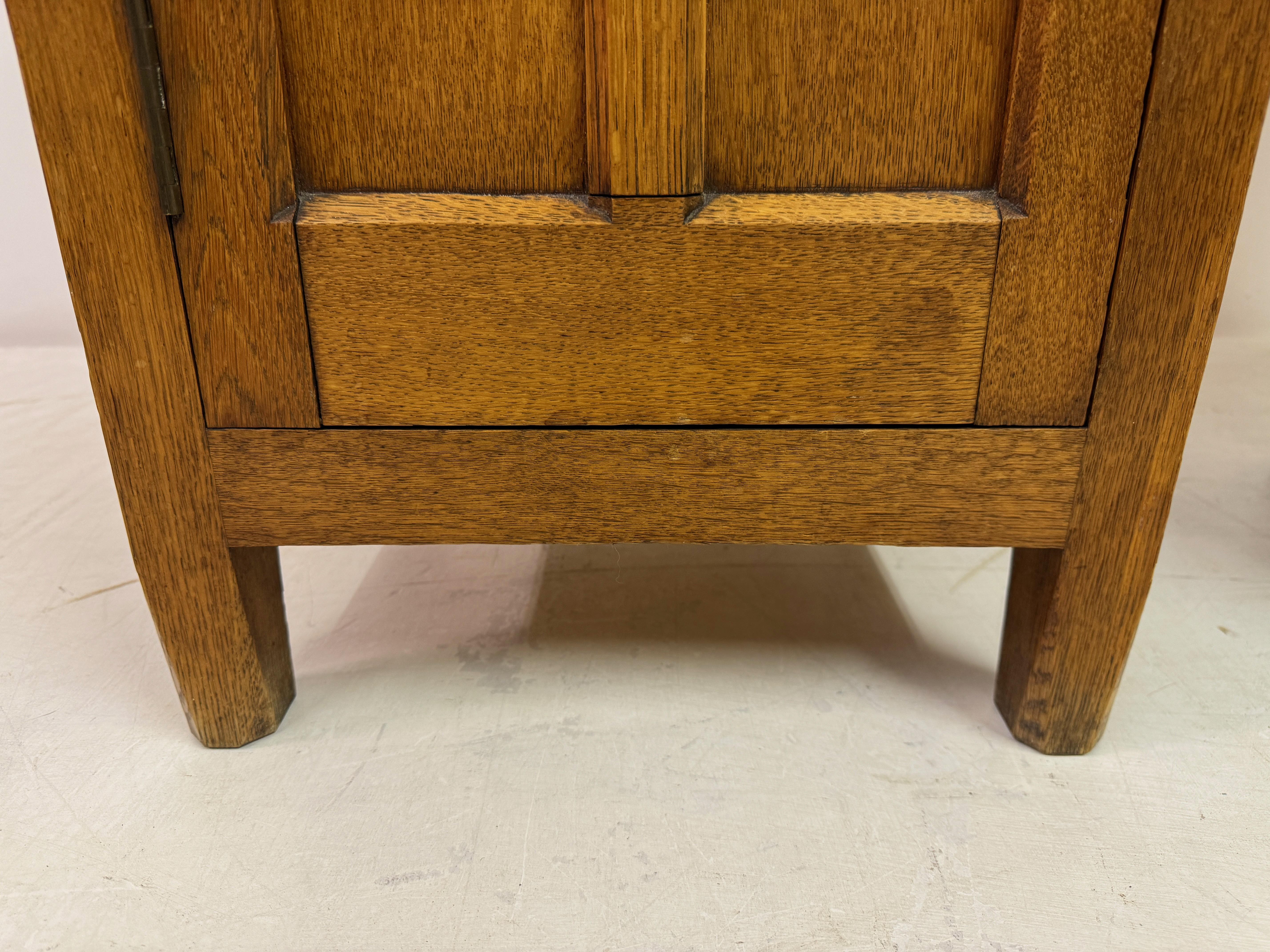 Pair of Early 20th Century Oak Bedside Cabinets with Marble Tops For Sale 1