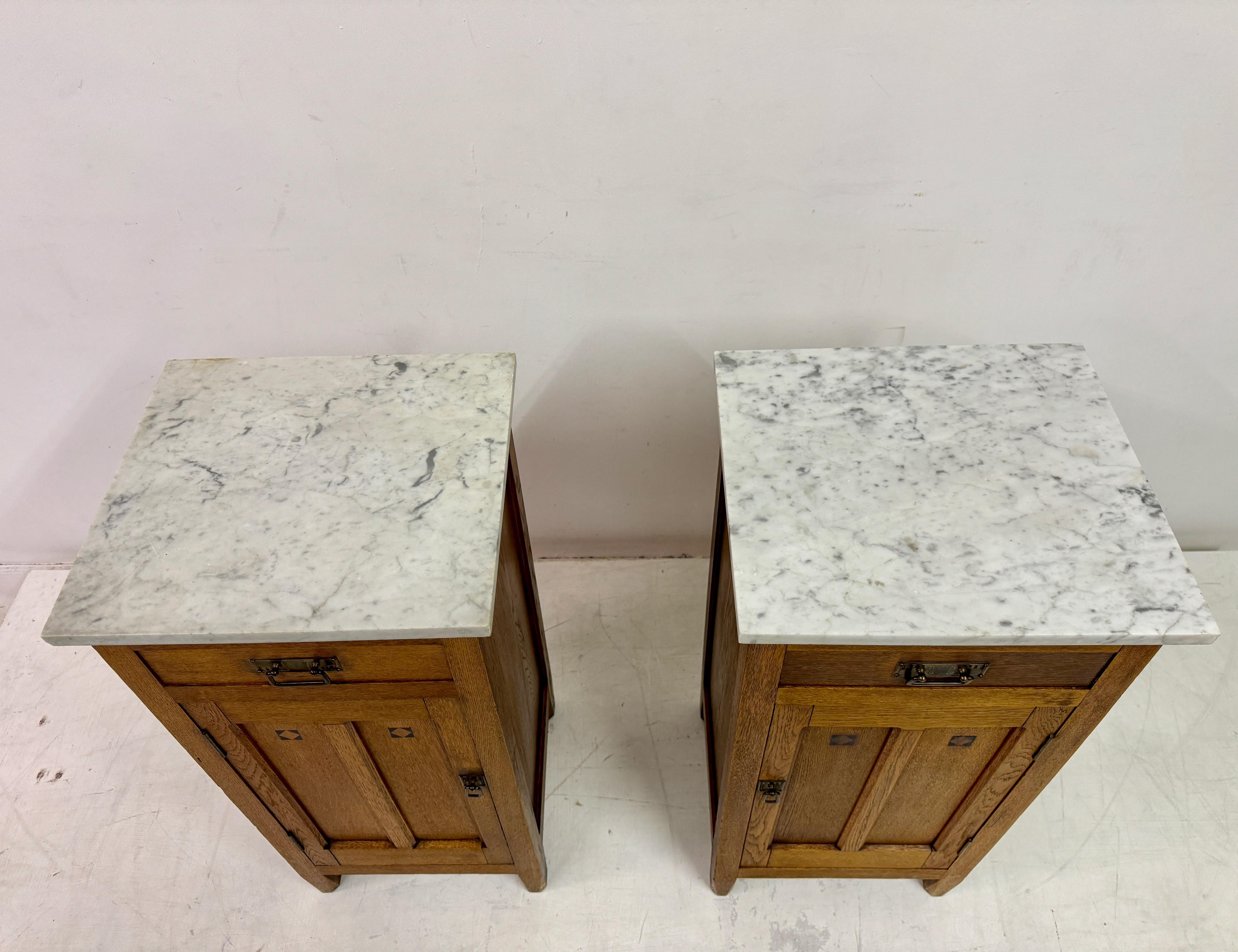 Pair of Early 20th Century Oak Bedside Cabinets with Marble Tops For Sale 4