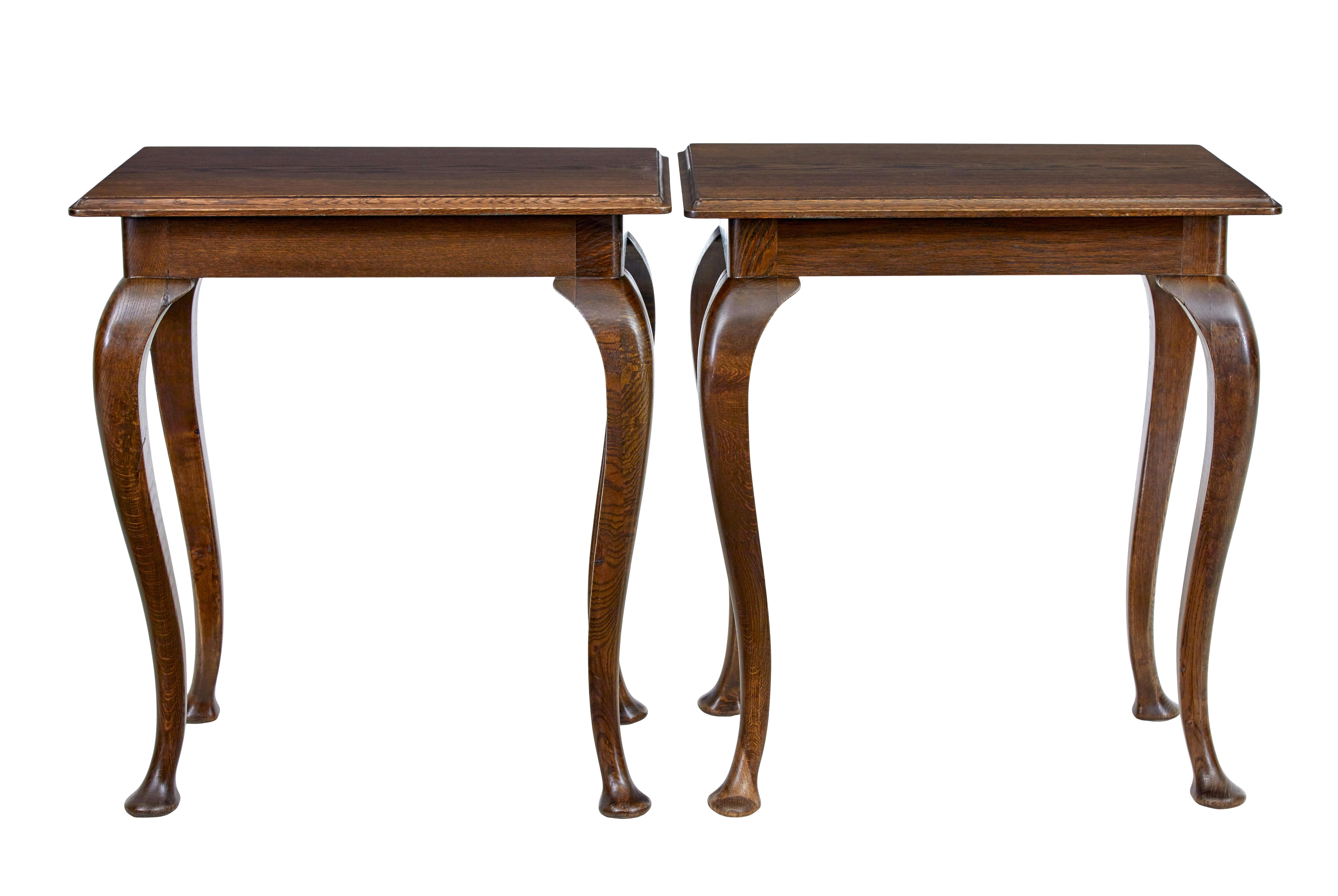 Pair of Early 20th Century Oak Side Tables In Good Condition For Sale In Debenham, Suffolk