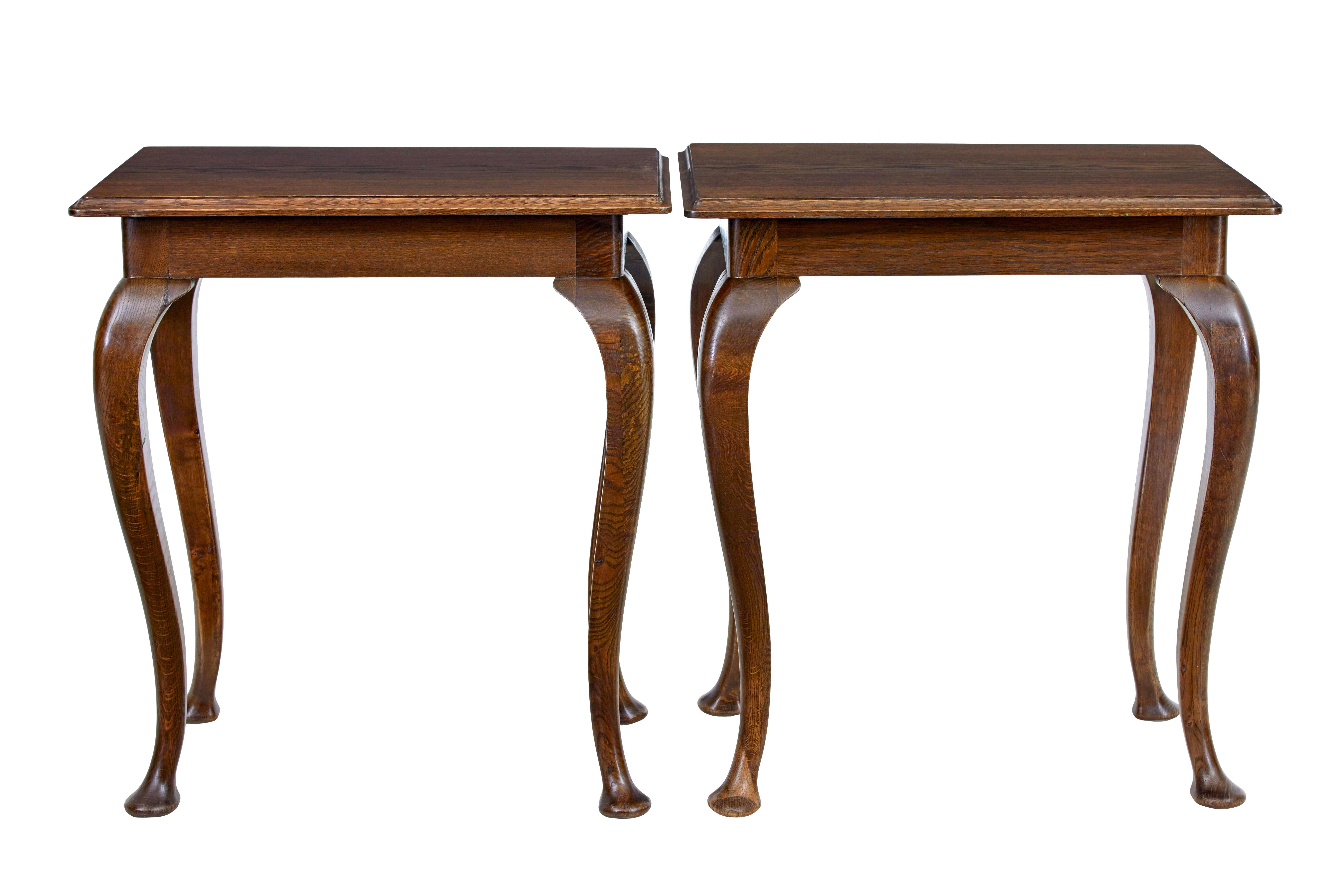 Pair of early 20th century oak side tables In Good Condition In Debenham, Suffolk
