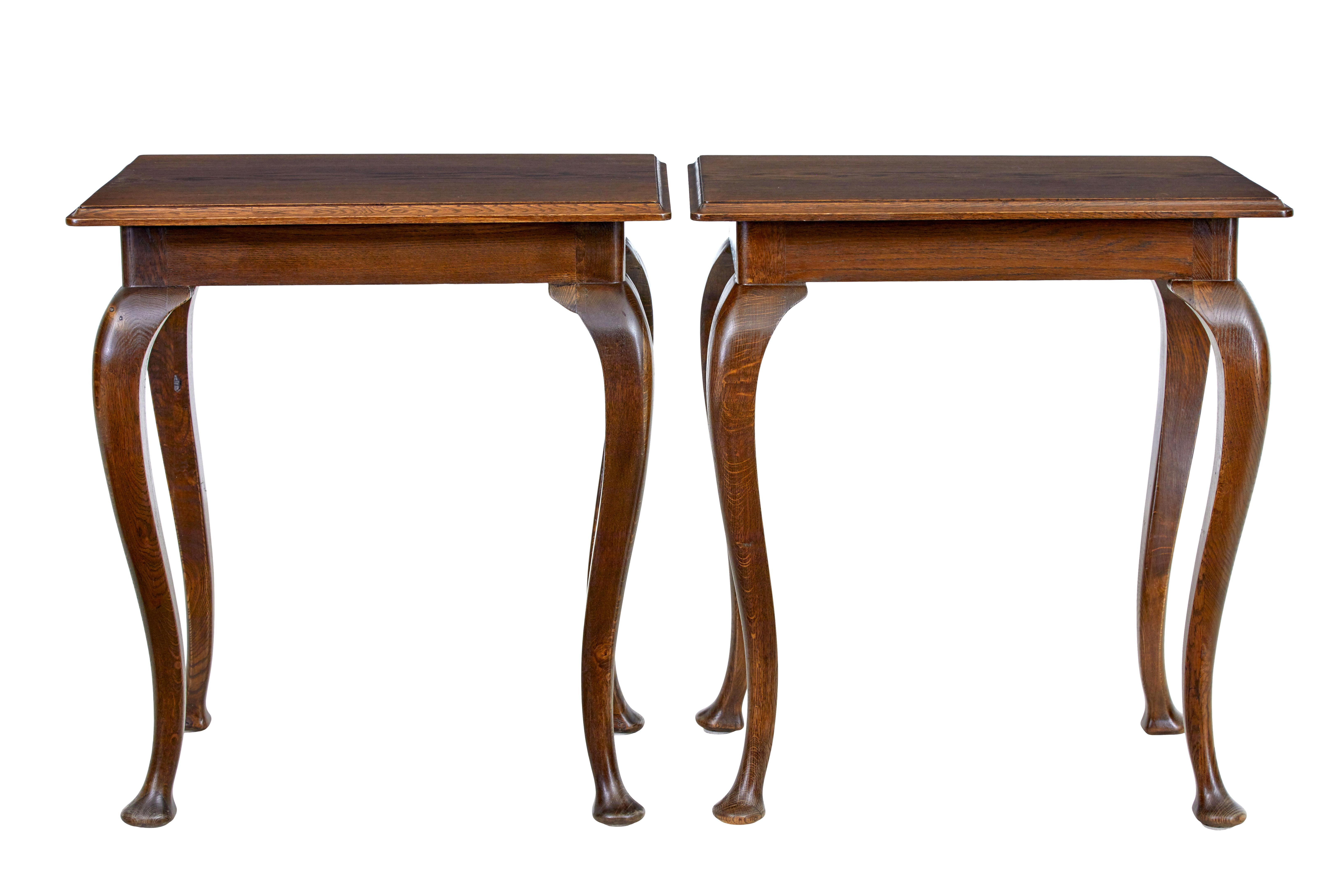 20th Century Pair of early 20th century oak side tables