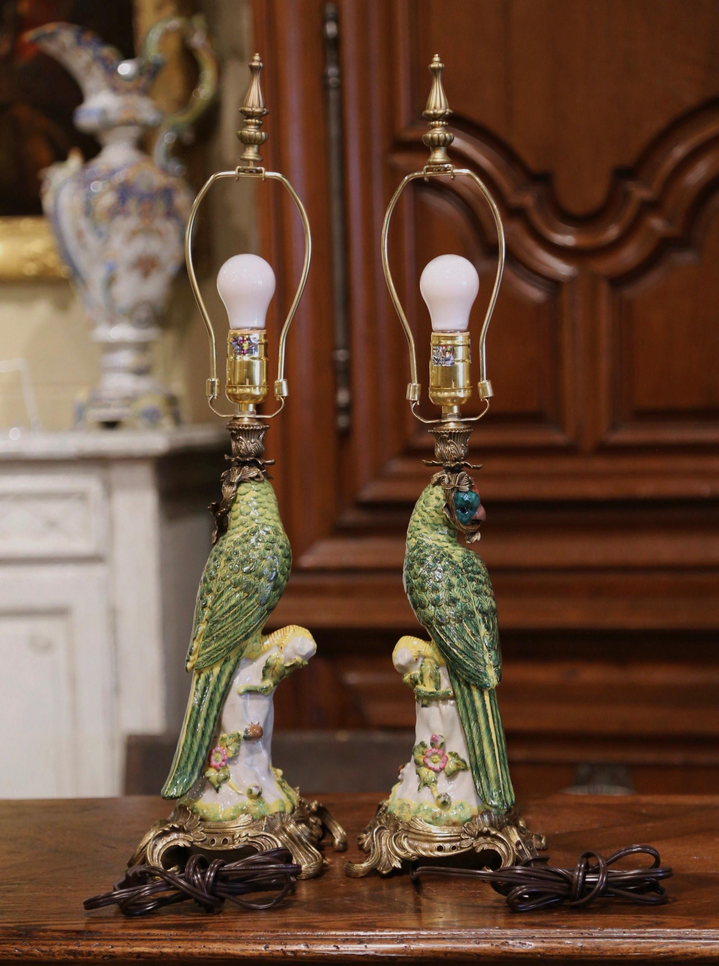 Pair of Early 20th Century Painted Porcelain Parrot Table Lamps on Bronze Bases 7