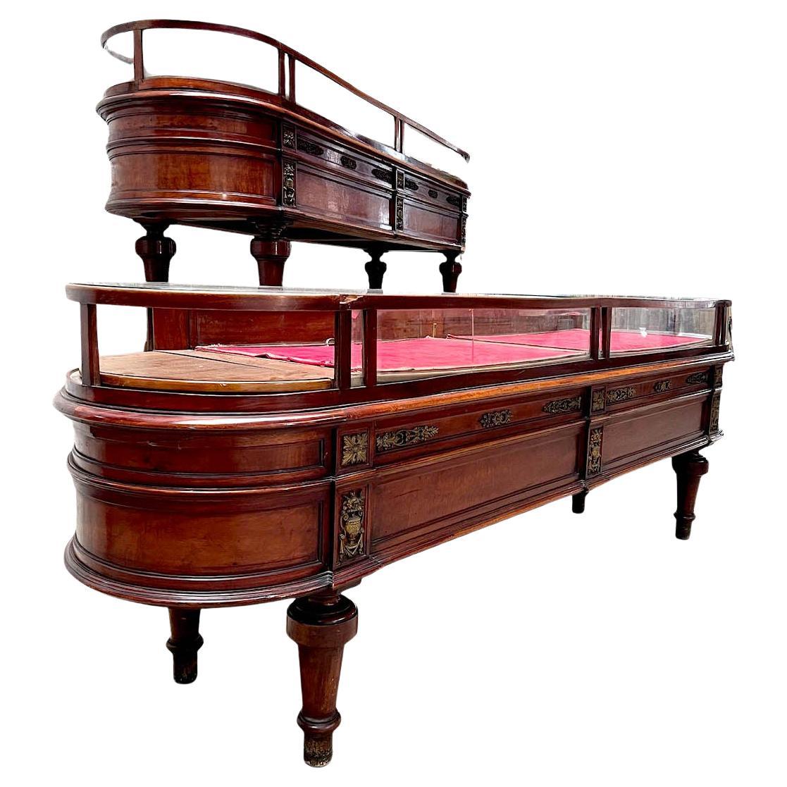 Pair of Early 20th Century Palermitan Display Cabinets For Sale