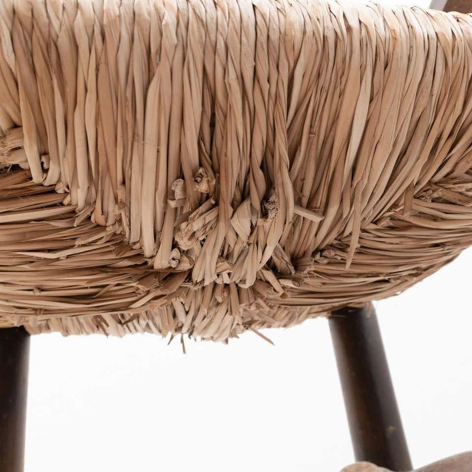 Paire de fauteuils rustiques populaires en bois et rotin du début du 20e siècle en vente 7