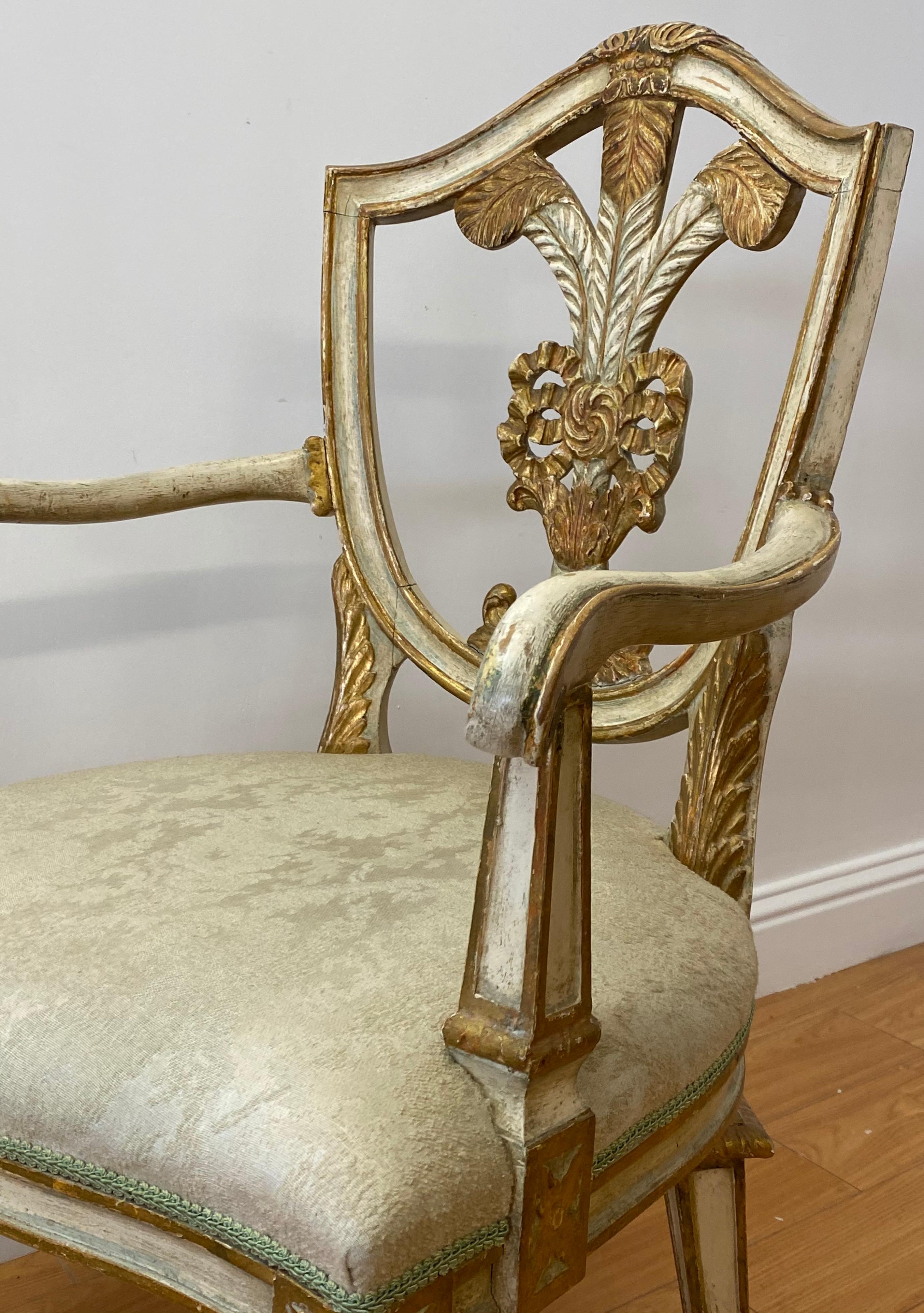 Pair of Early 20th Century Prince of Wales Style Arm Chairs For Sale 2