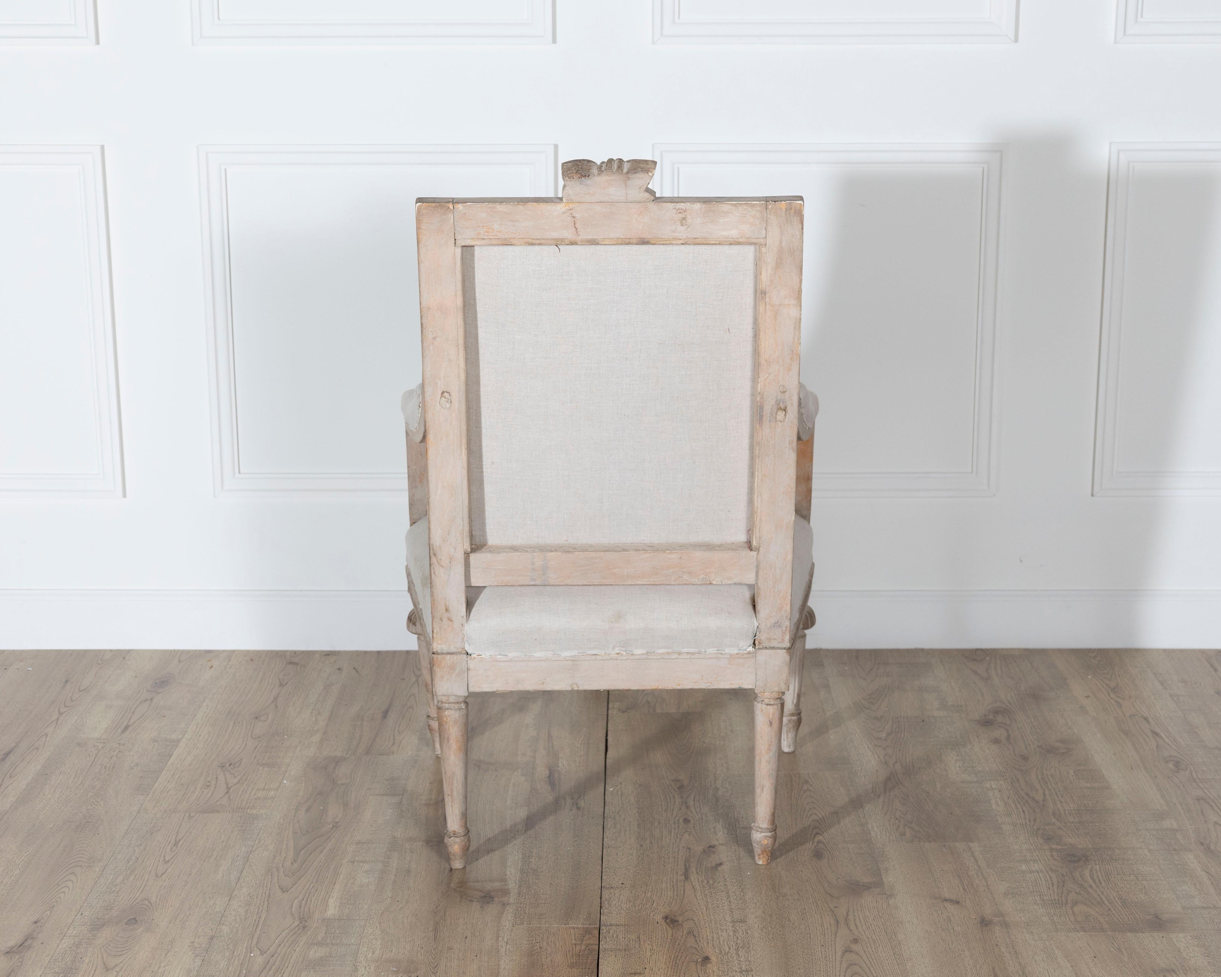 Pair of Early 20th Century Swedish Gustavian Style Carved Armchairs For Sale 4