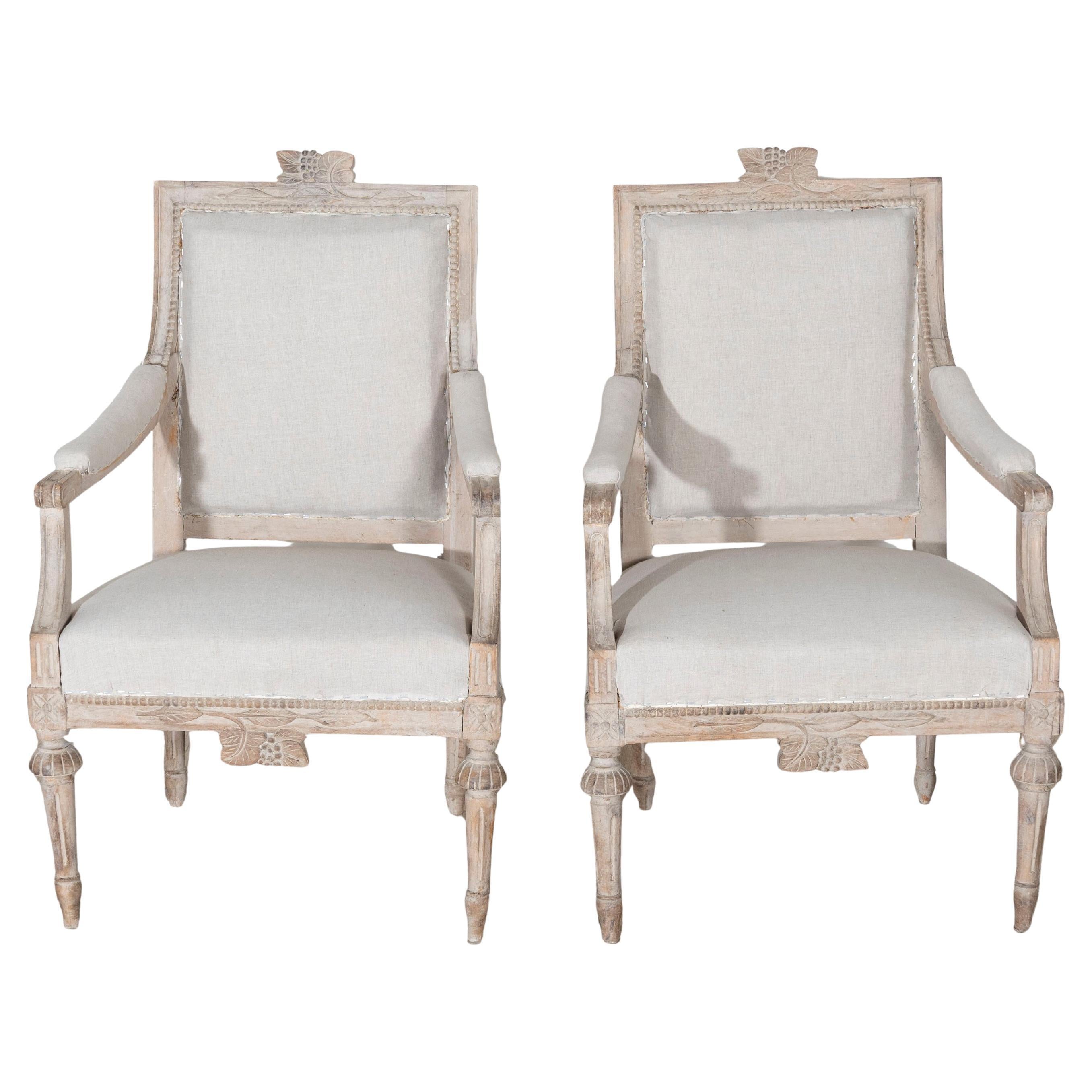 Pair of Early 20th Century Swedish Gustavian Style Carved Armchairs For Sale