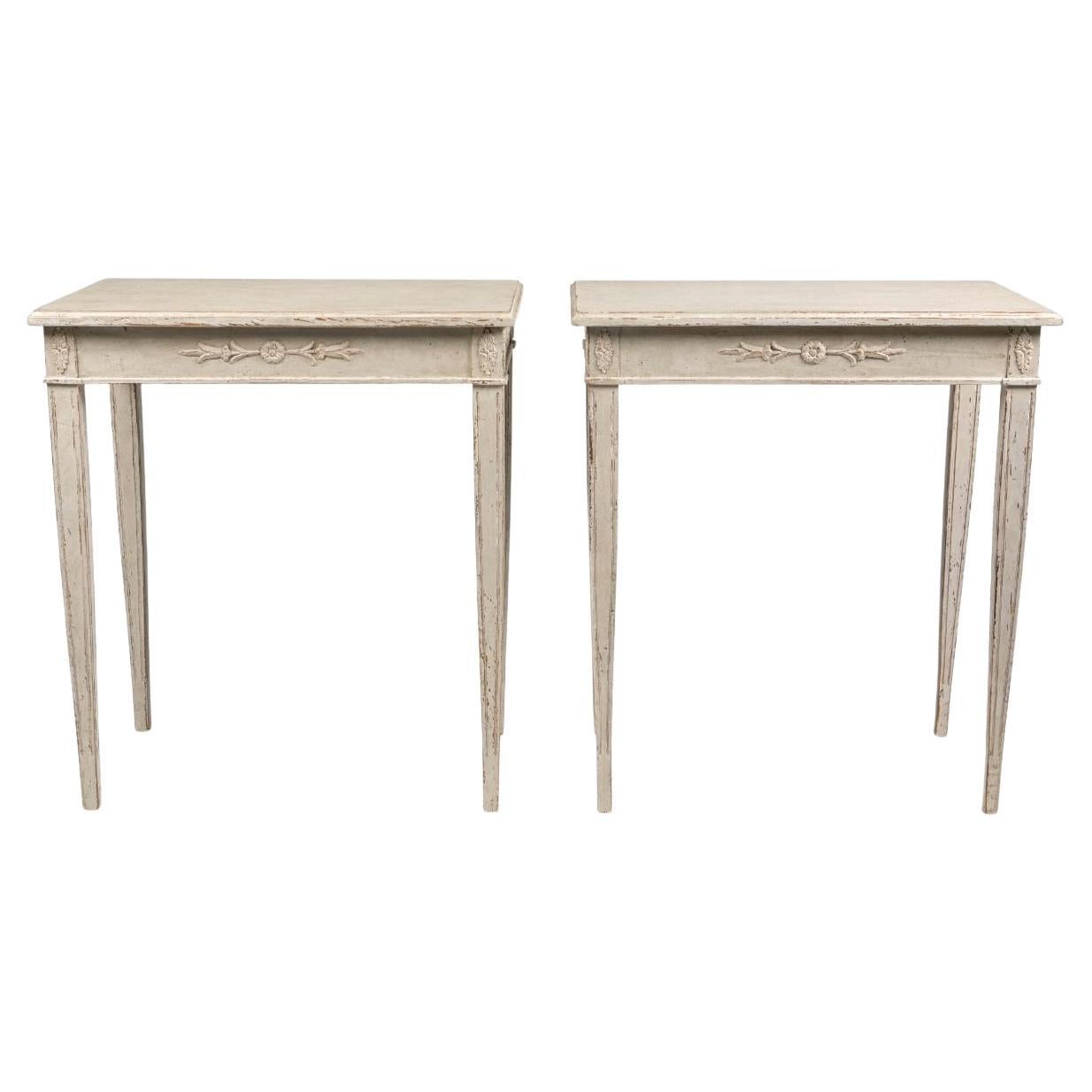Pair of Early 20th Century Swedish Gustavian Style Painted Side Tables