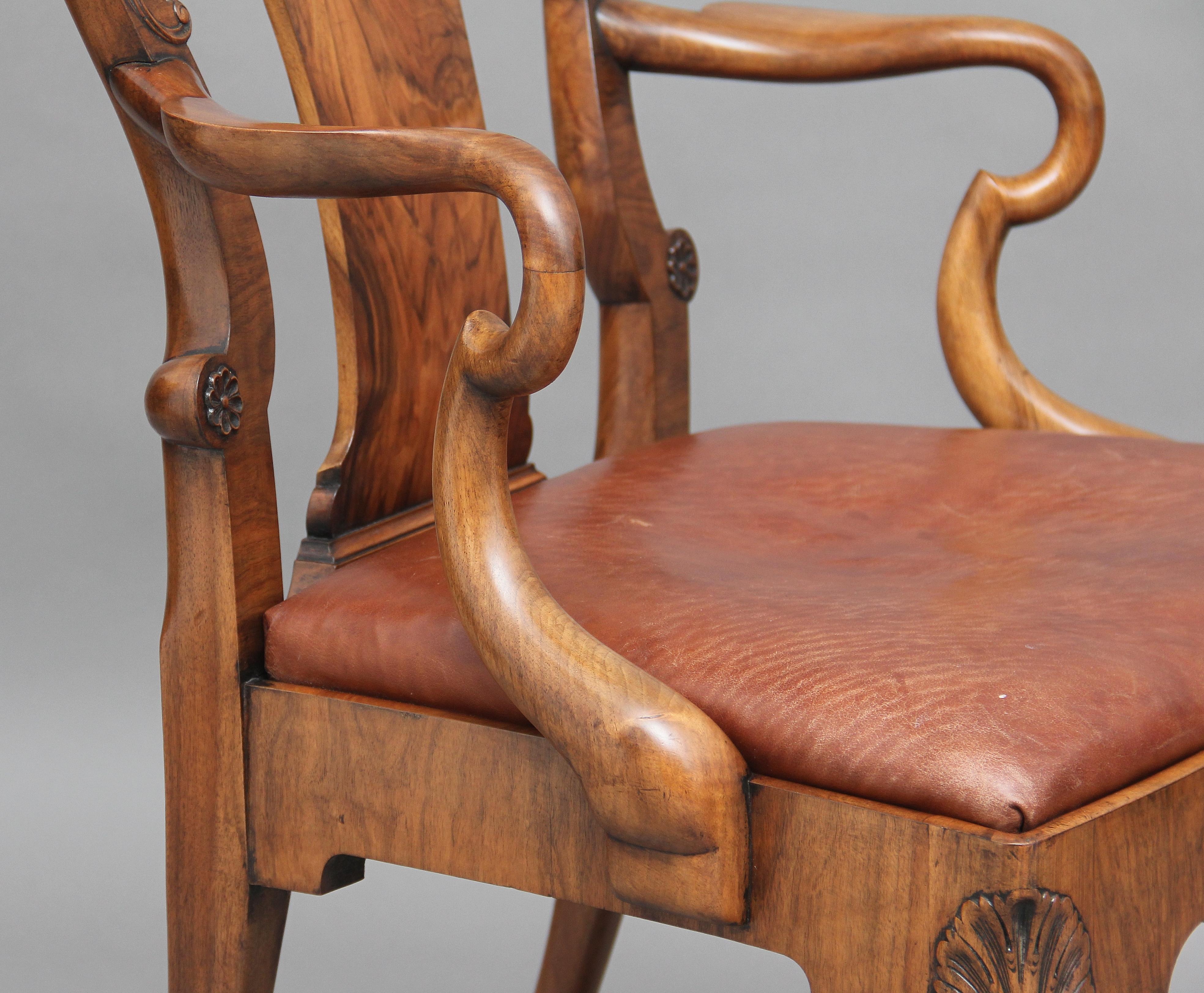 Pair of Early 20th Century Walnut Open Armchairs 12