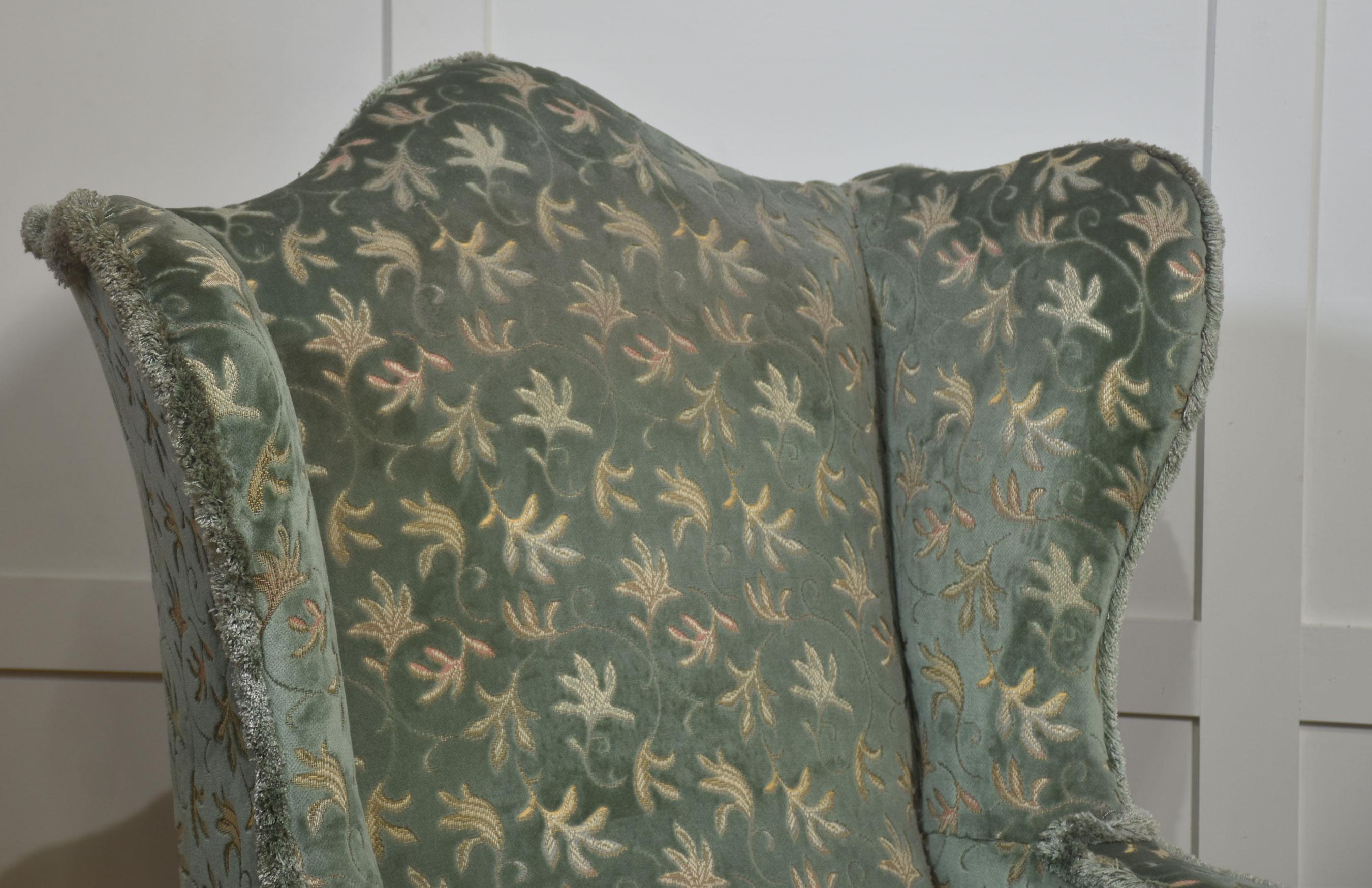 Britannique Paire de fauteuils à dossier Wingback du début du 20e siècle en vente