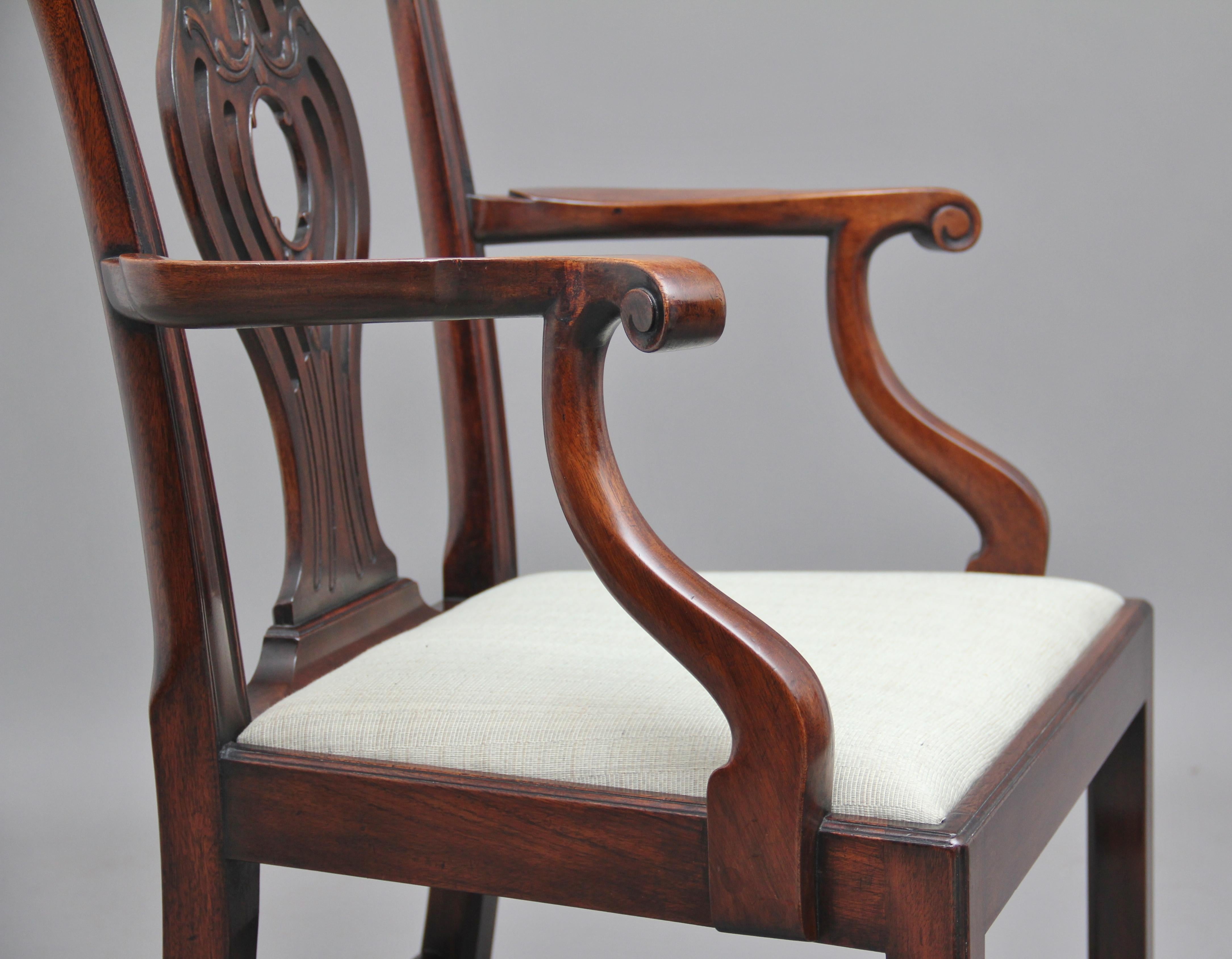 Mahogany Pair of Early 20th Chippendale Style Armchairs