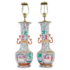 Paire de grandes lampes à vase chinoises cantonaises du début du 20e siècle