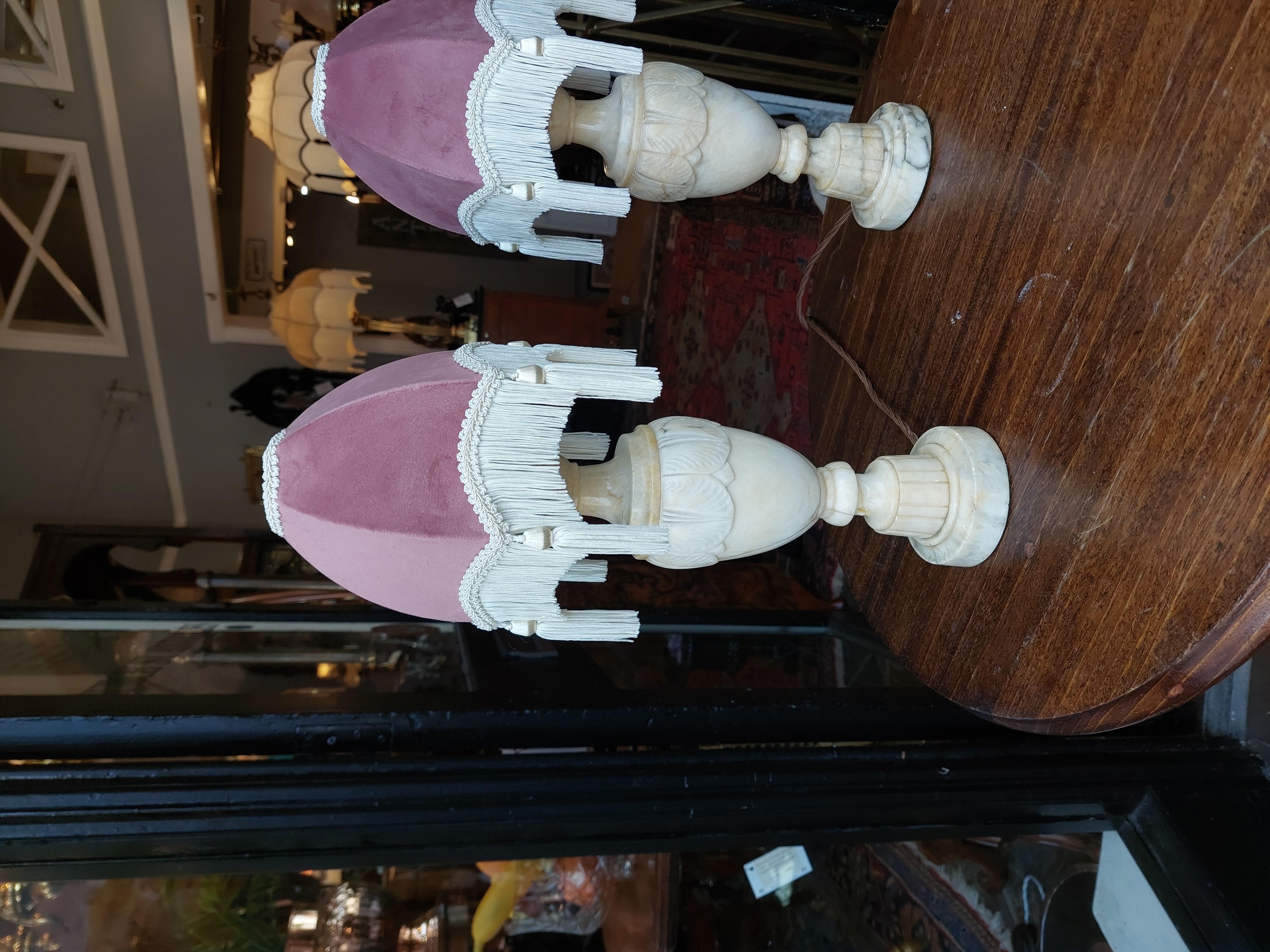 English Pair of Early 20thC Marble-Effect Alabaster Table Lamps For Sale