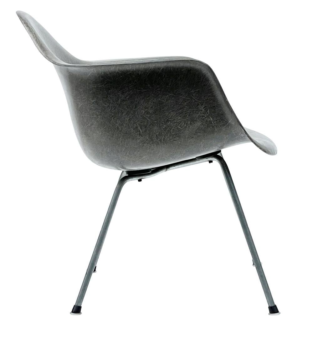 Steel Pair of Early 2nd Generation Eames Fiberglass LAX Lounge Chairs in Elephant Gray For Sale